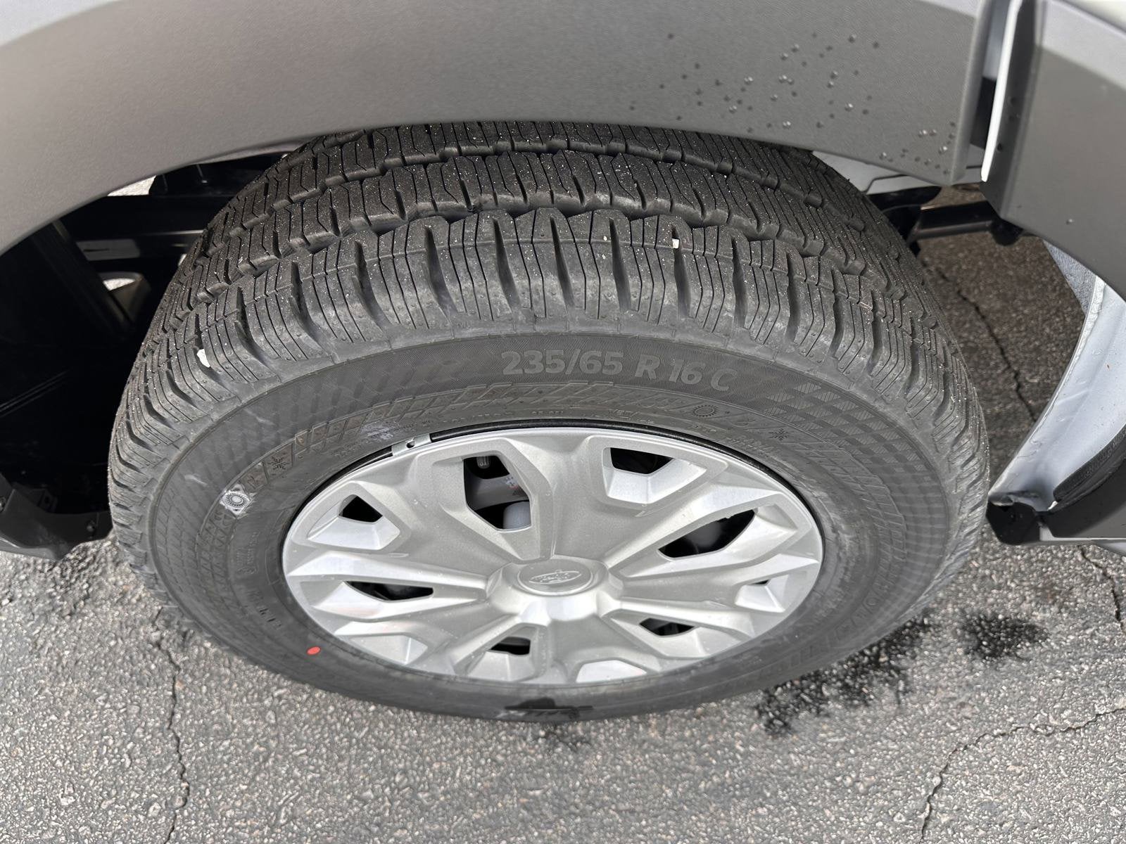 2024 Ford Transit LR KUV Body XLT