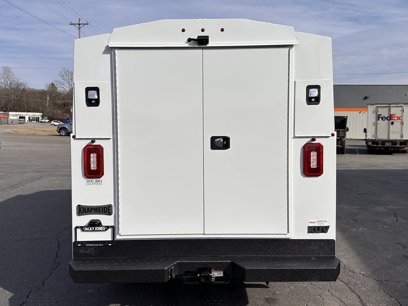 2024 Ford Transit LR KUV Body XLT