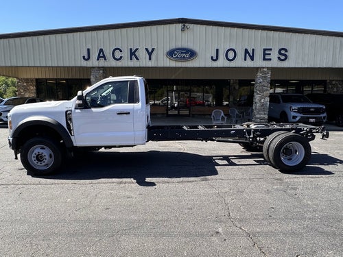 2026 Ford Super Duty F-600 XLT