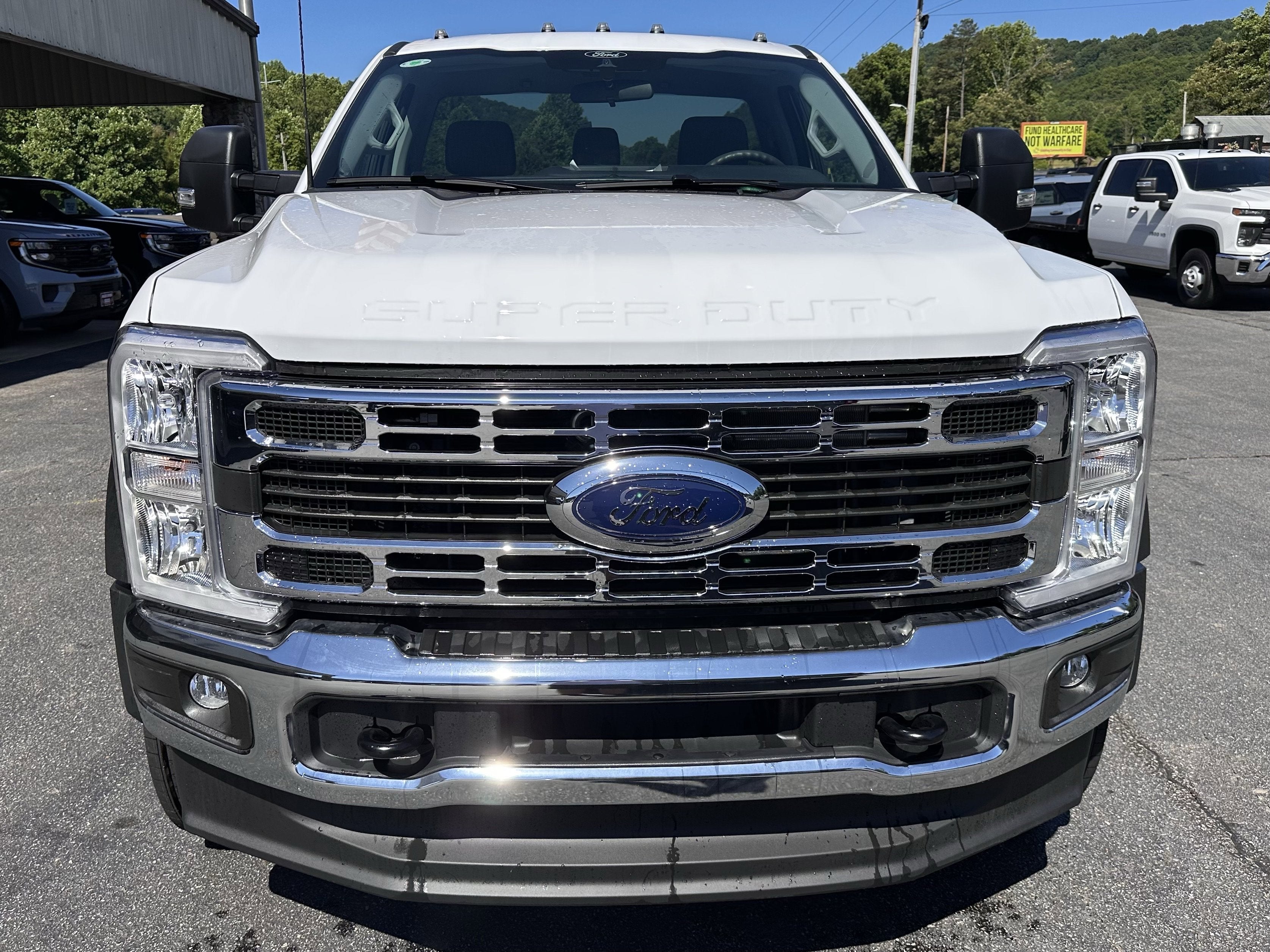 2026 Ford Super Duty F-600 XLT