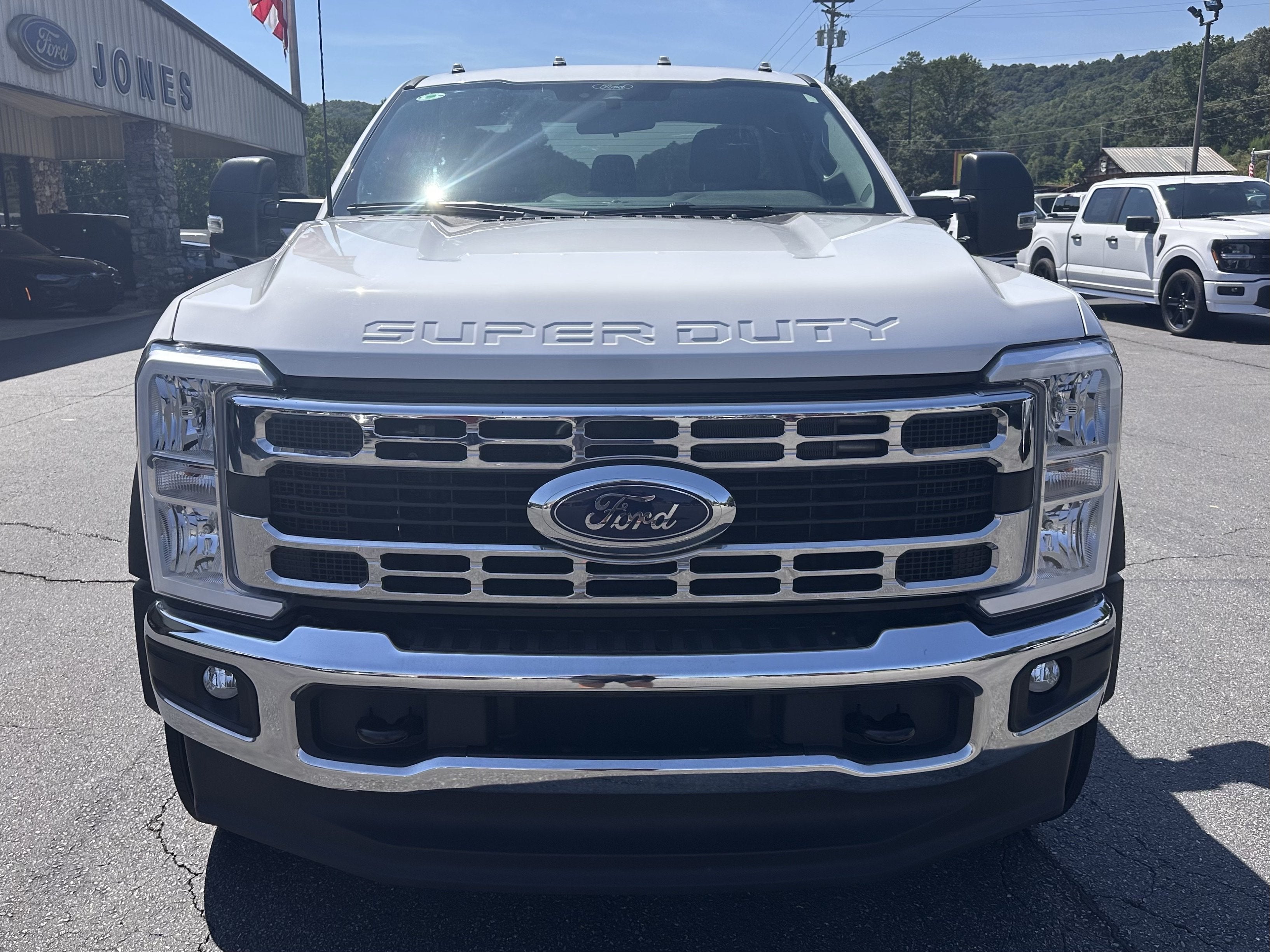2026 Ford Super Duty F-600 DRW XL