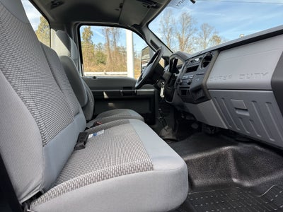 2024 Ford Super Duty F-650 XLT