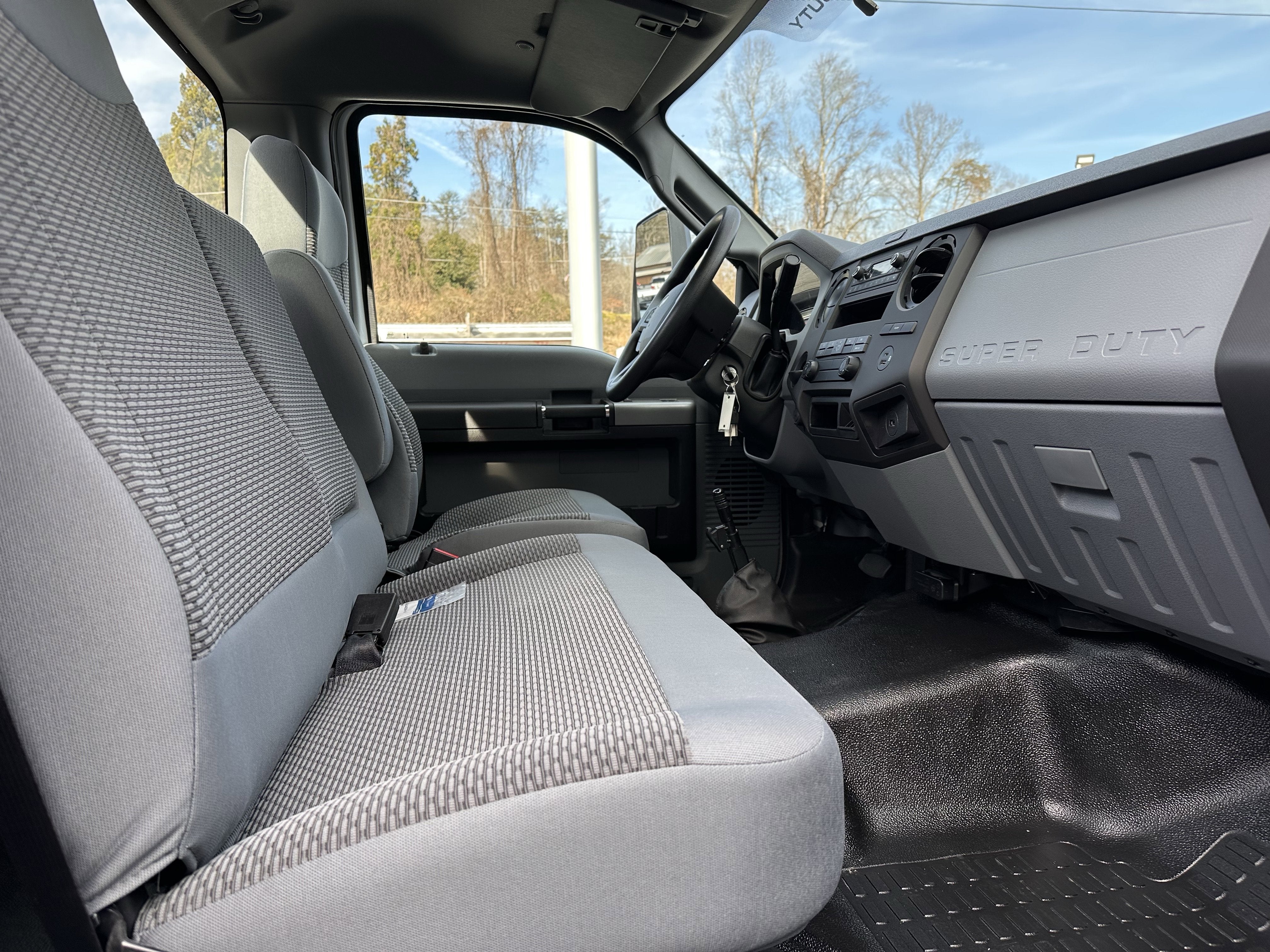 2024 Ford Super Duty F-650 XLT