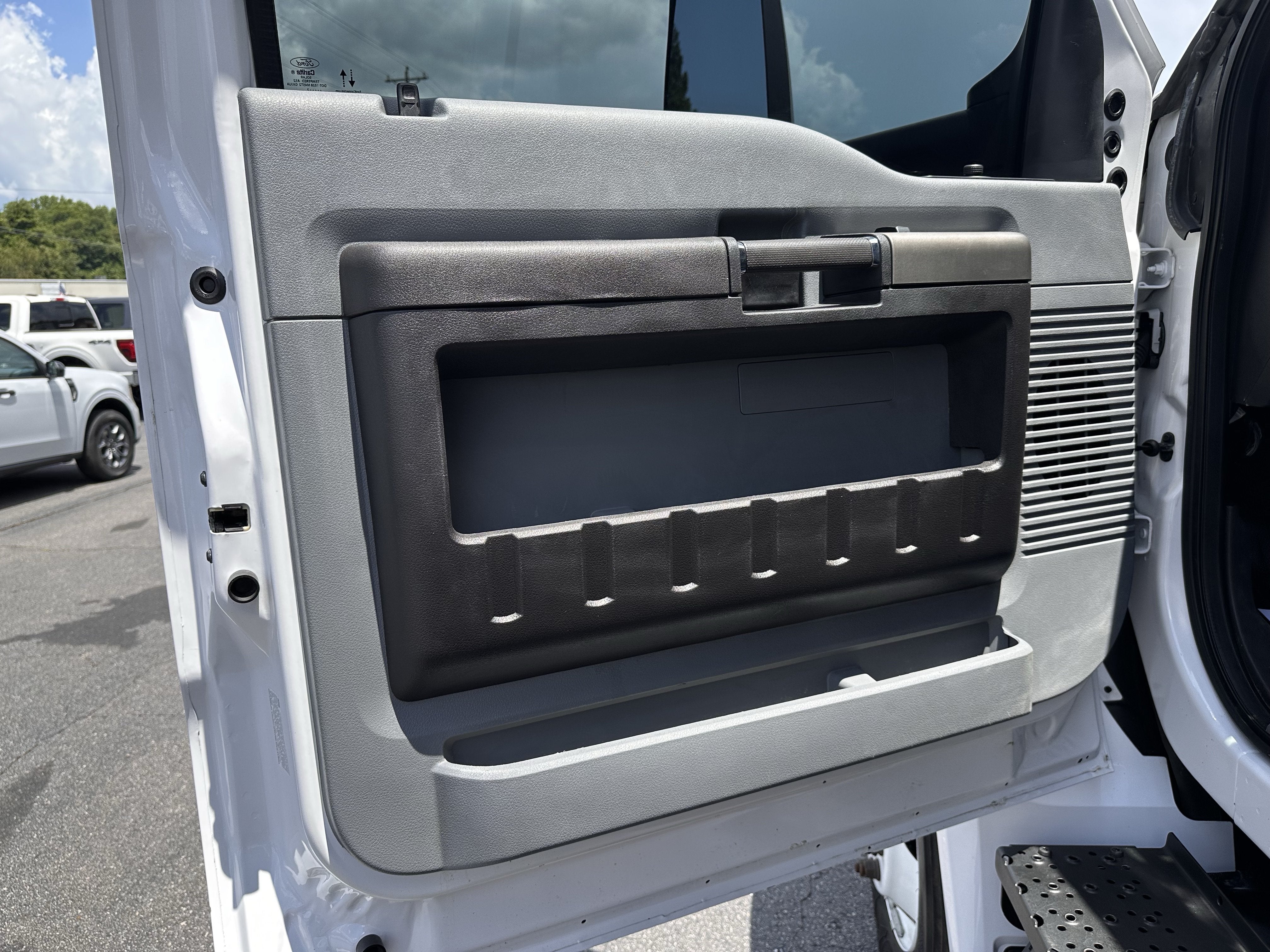 2023 Ford F-750 14Ft Dump Truck