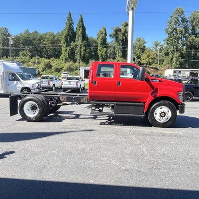 2027 Ford F650 SUPER DUTY Base