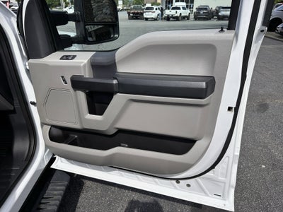 2022 Ford Super Duty F-350 XL 9ft Utility Body W/TommyLift