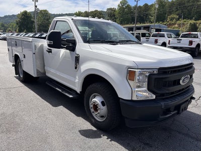 2022 Ford Super Duty F-350 XL 9ft Utility Body W/TommyLift
