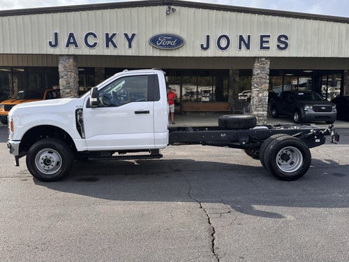 2026 Ford Super Duty F-350 DRW XLT