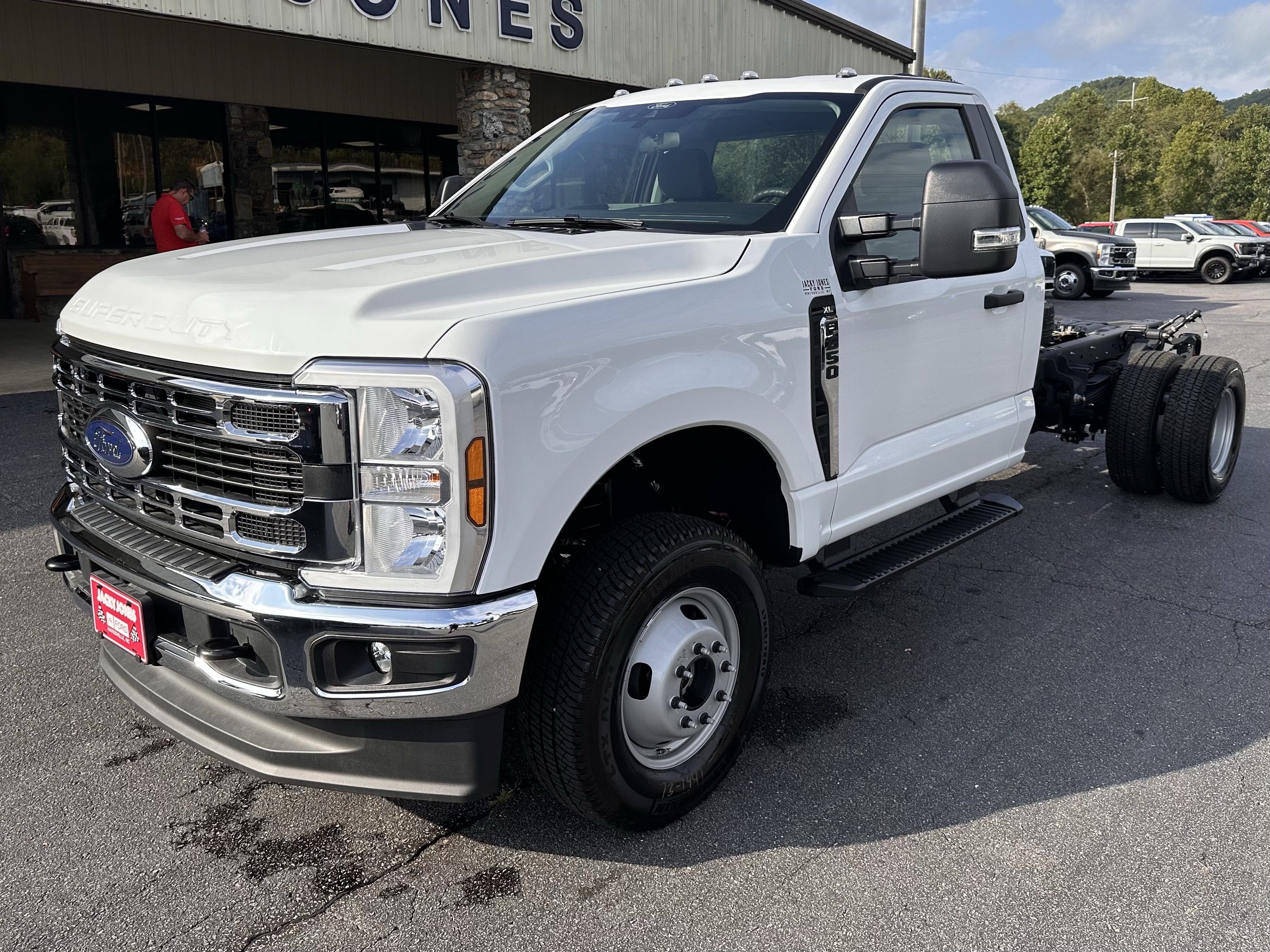 2026 Ford Super Duty F-350 DRW XLT