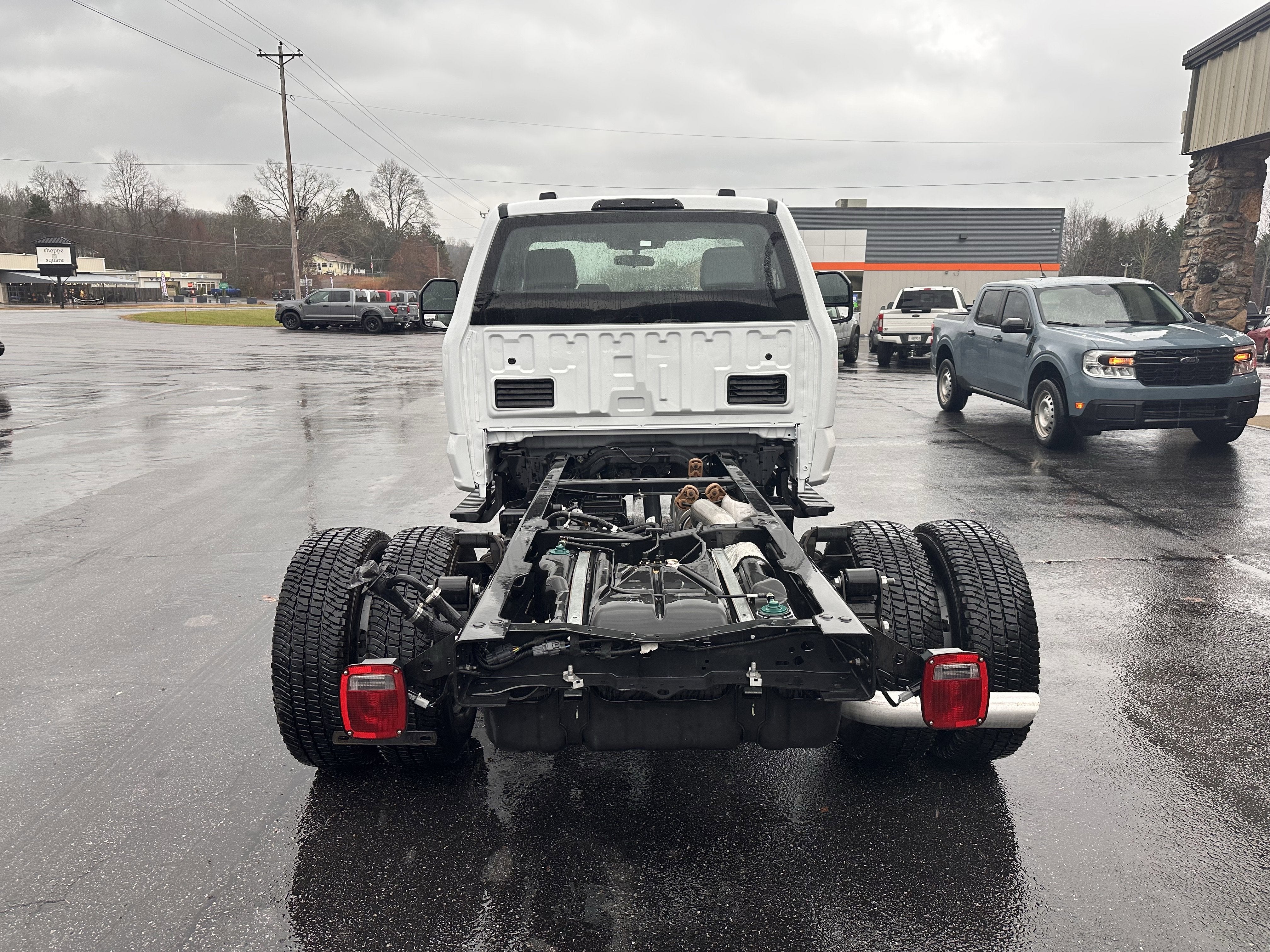 2023 Ford Super Duty F-350 DRW XL