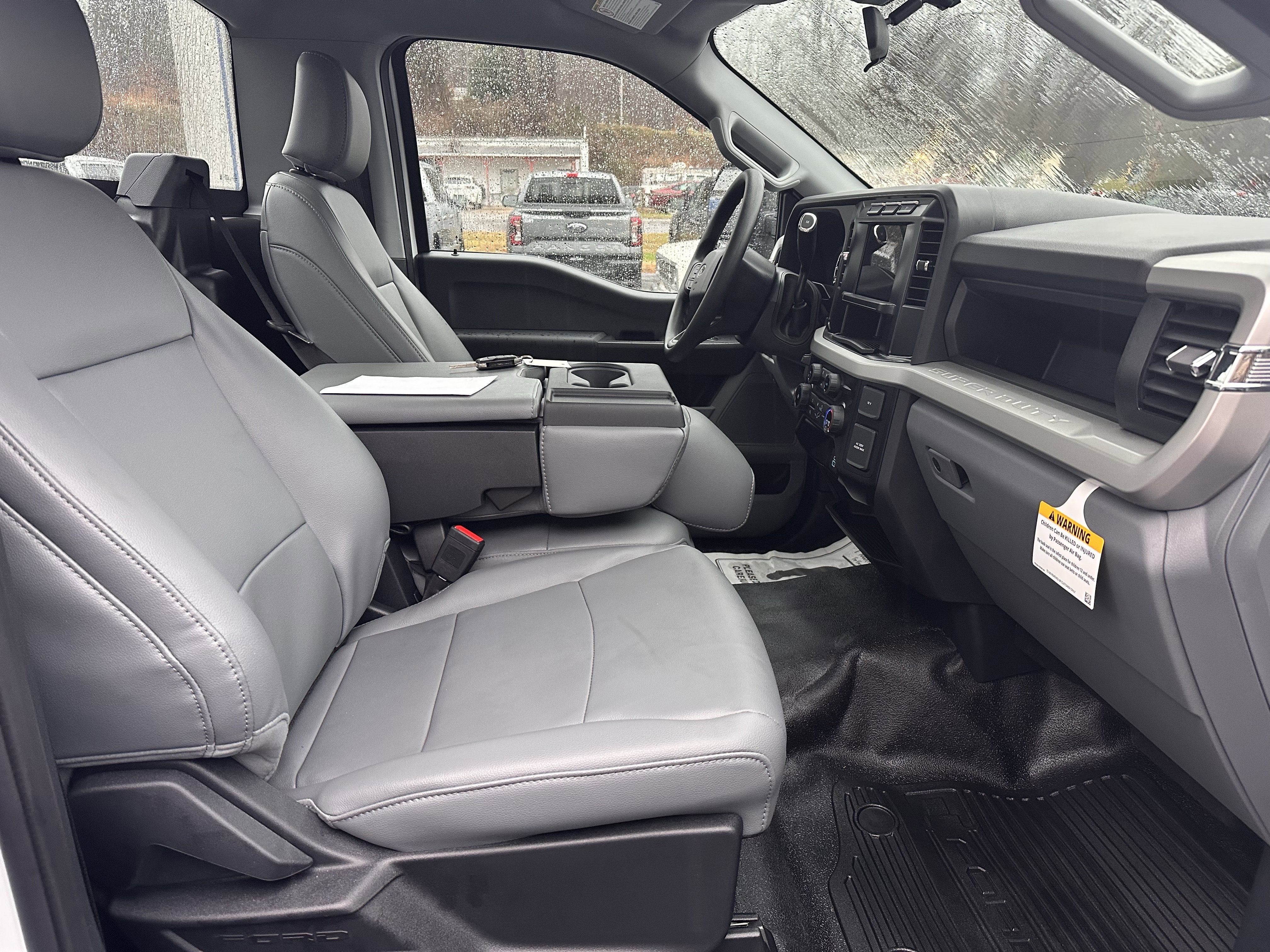 2023 Ford Super Duty F-350 DRW XL