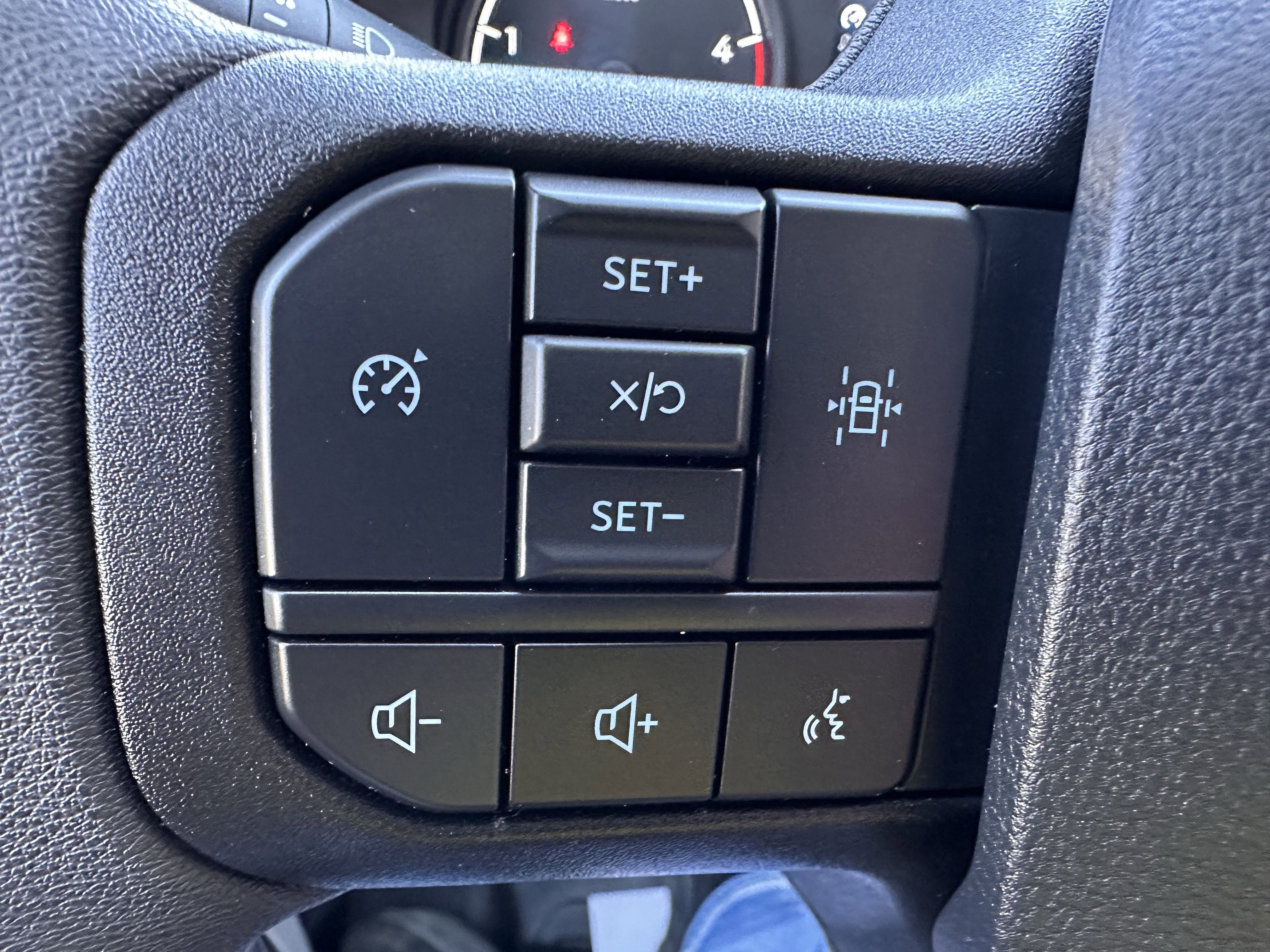 2023 Ford Super Duty F-350 DRW XLT