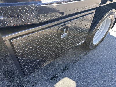 2025 Ford Super Duty F-550 XL