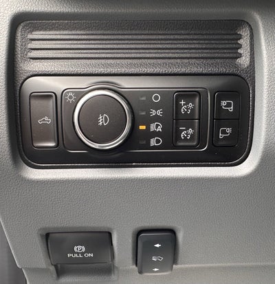 2025 Ford Super Duty F-550 XLT