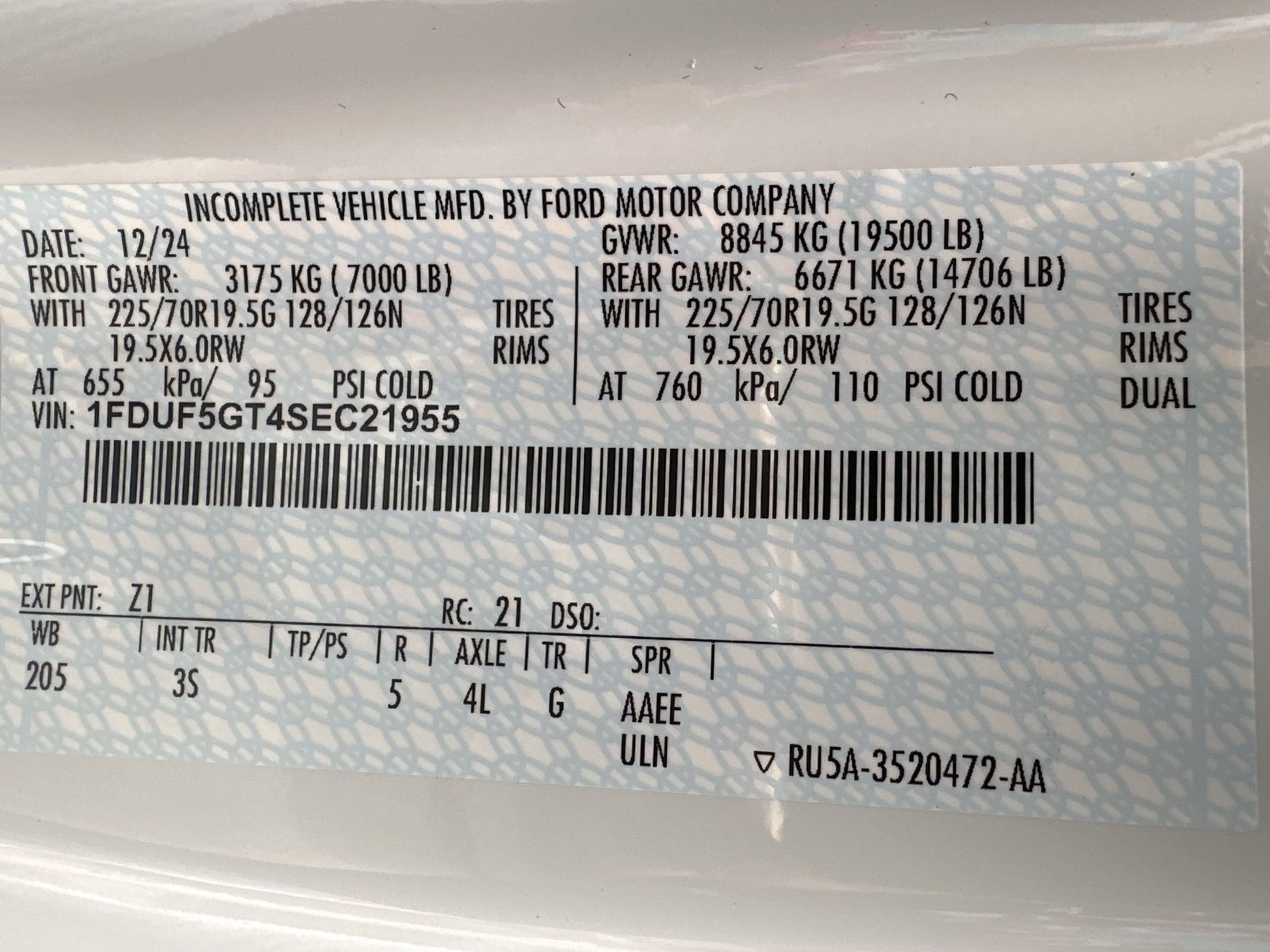 2025 Ford Super Duty F-550 XLT