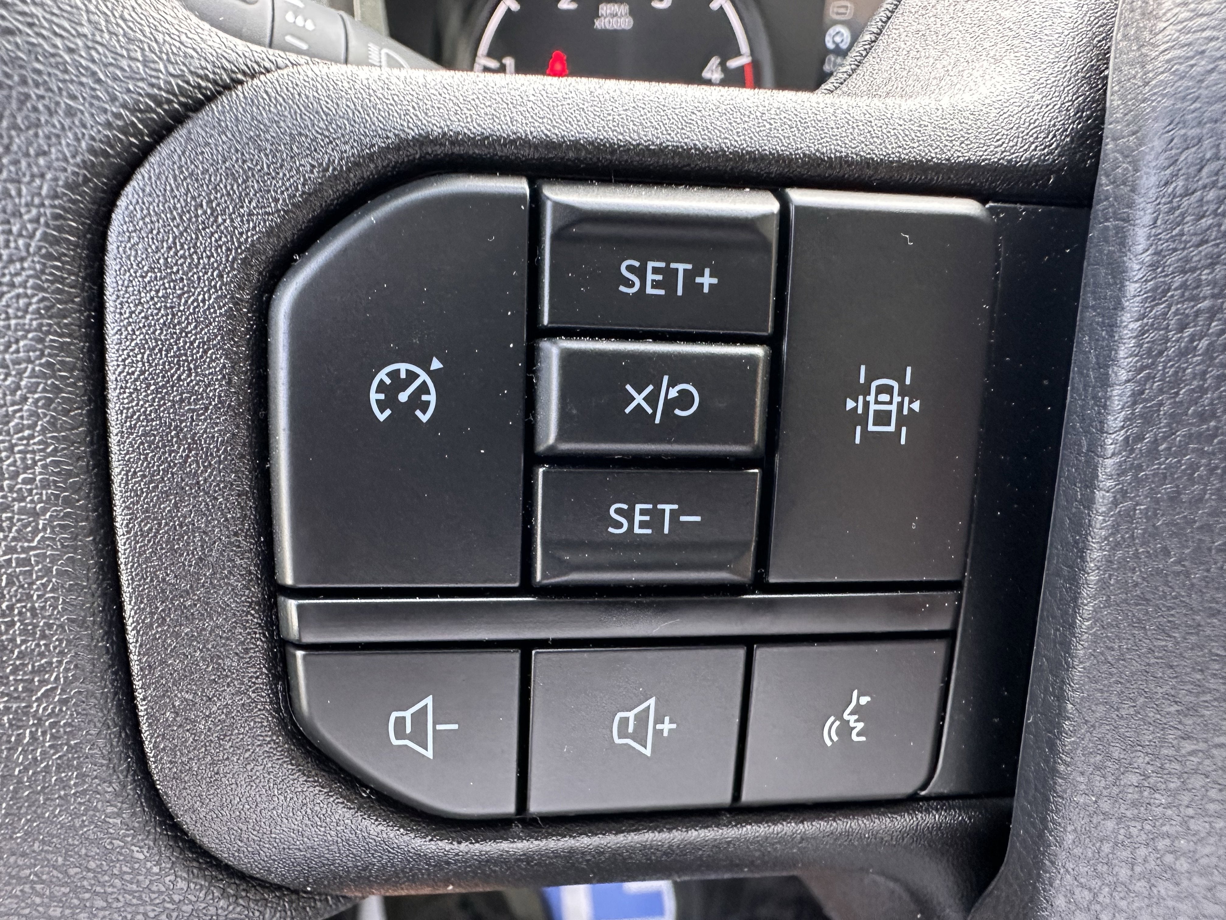 2026 Ford Super Duty F-550 DRW XLT