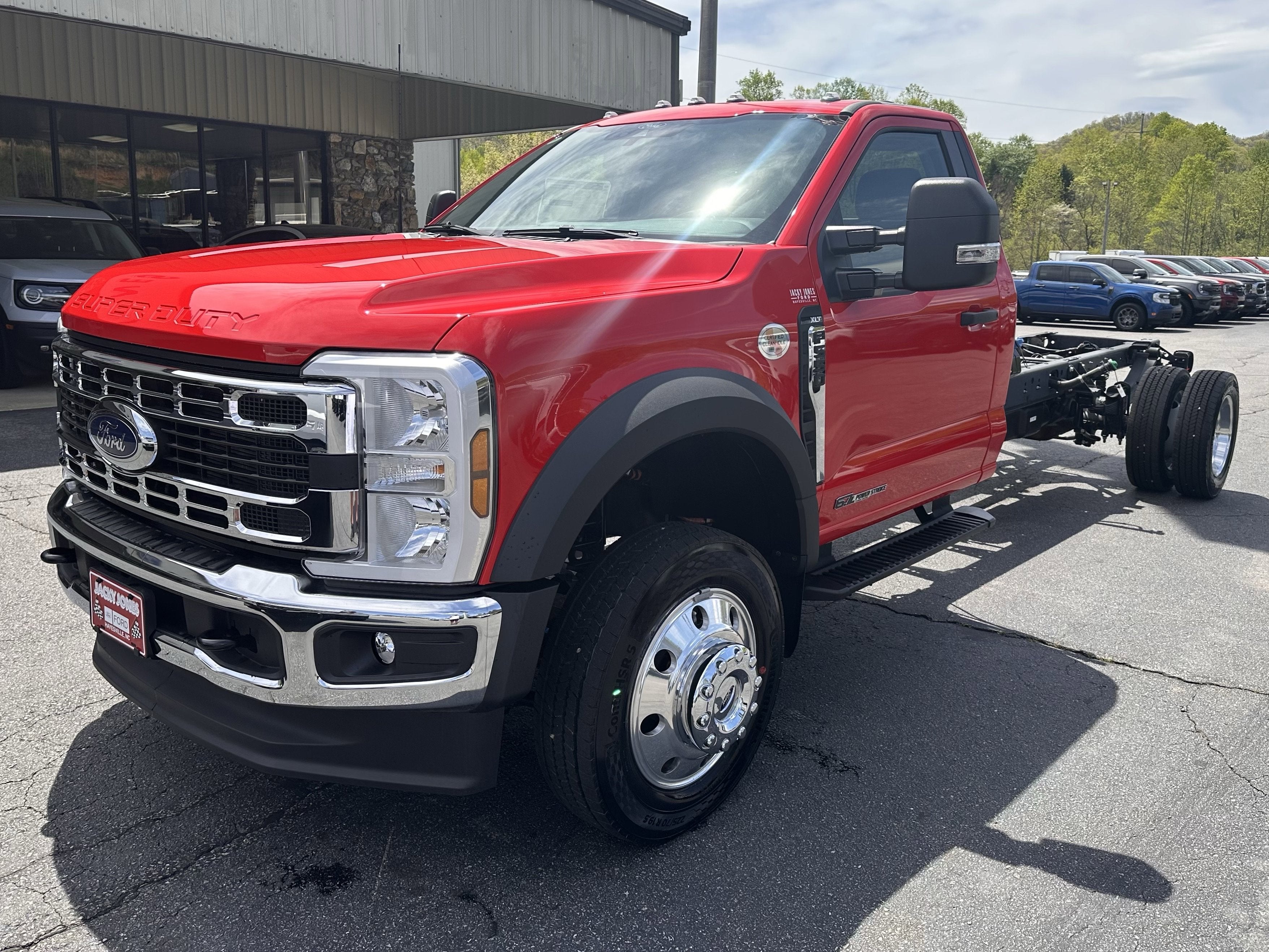2026 Ford Super Duty F-550 DRW XLT