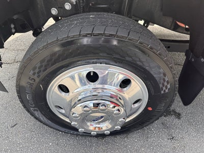 2026 Ford Super Duty F-550 DRW XLT