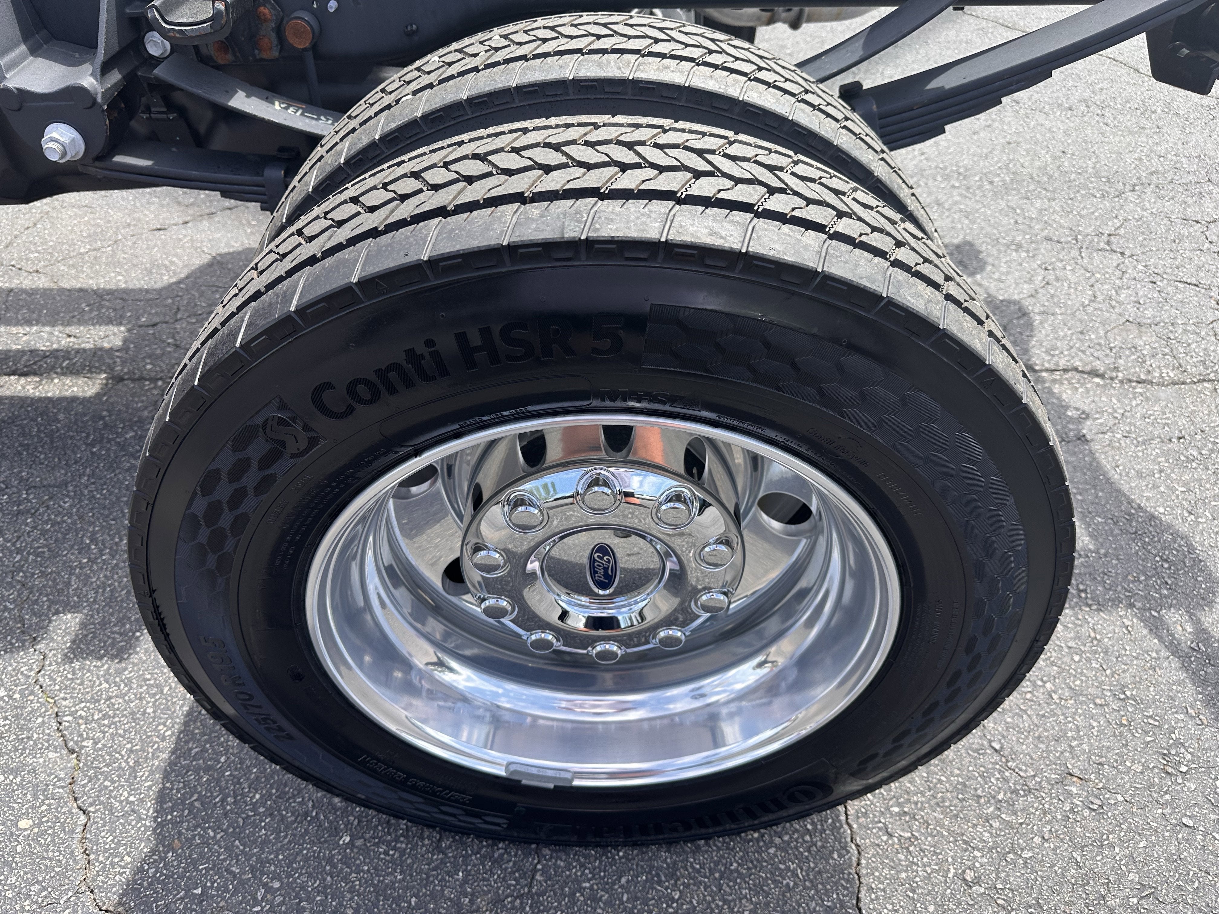 2026 Ford Super Duty F-550 DRW XLT