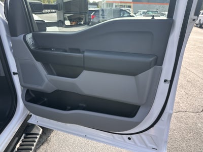 2024 Ford Super Duty F-550 XL
