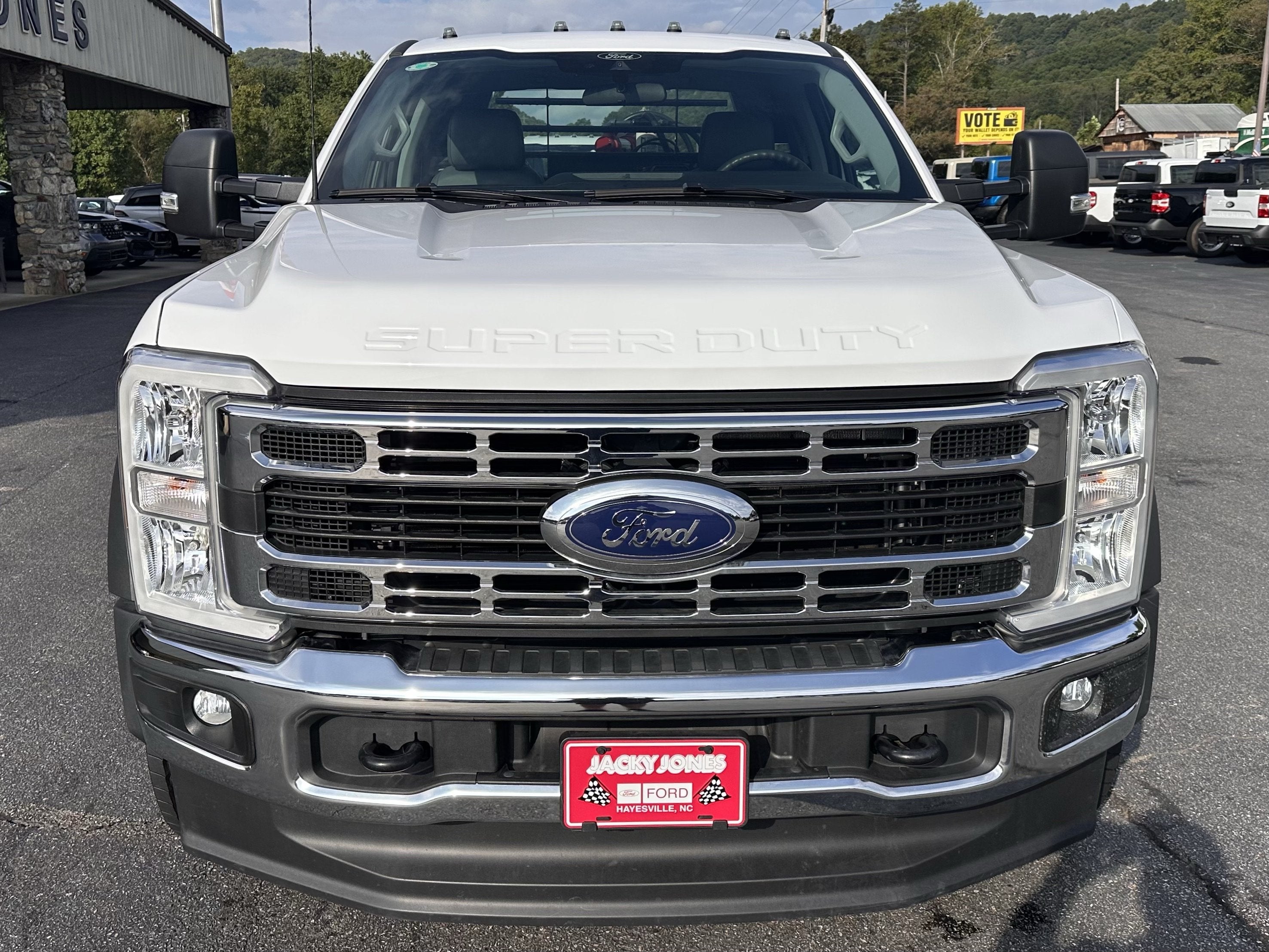 2024 Ford Super Duty F-550 XL