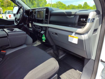 2024 Ford Super Duty F-550 DRW Rollback XLT