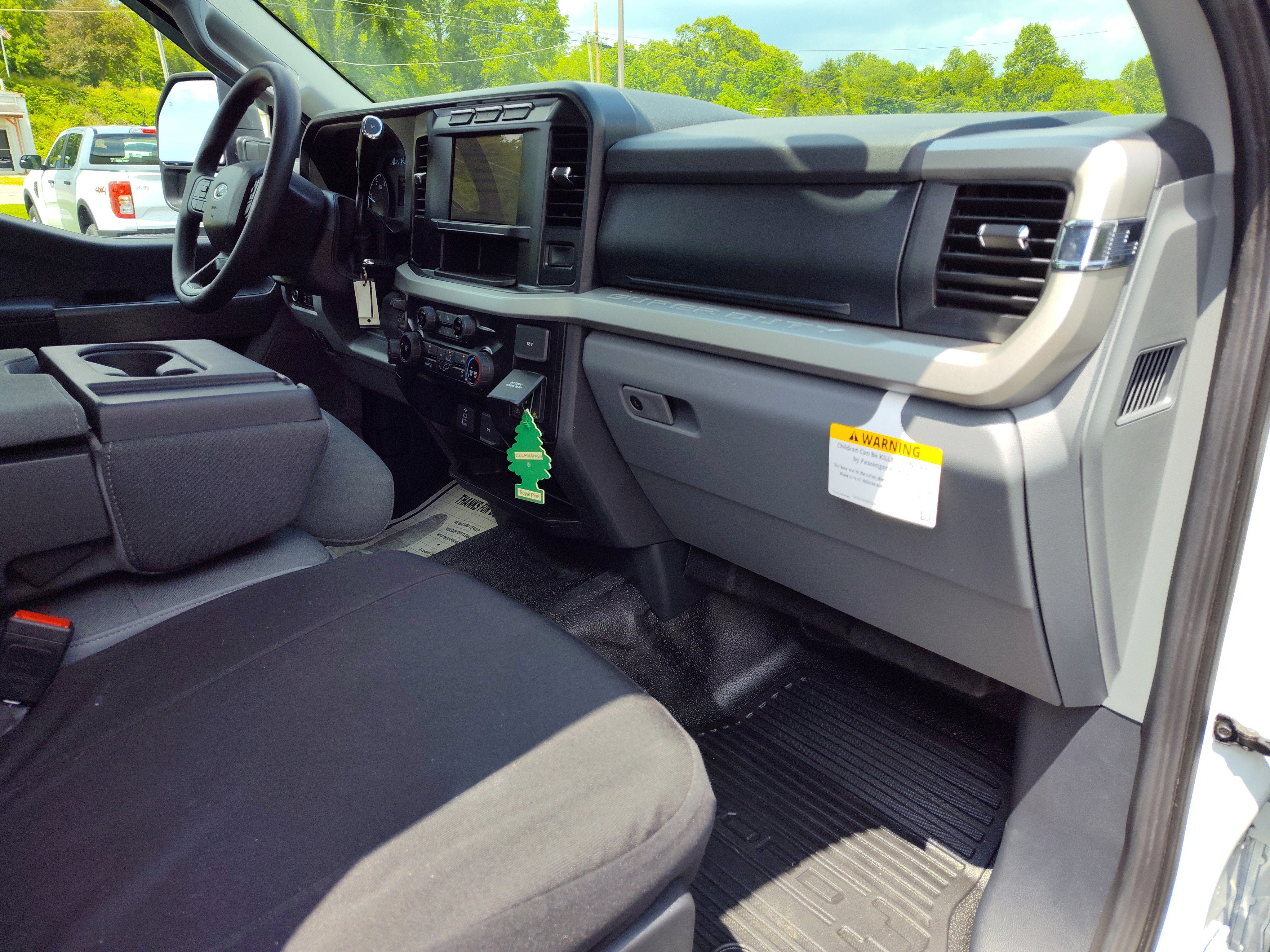 2024 Ford Super Duty F-550 DRW Rollback XLT