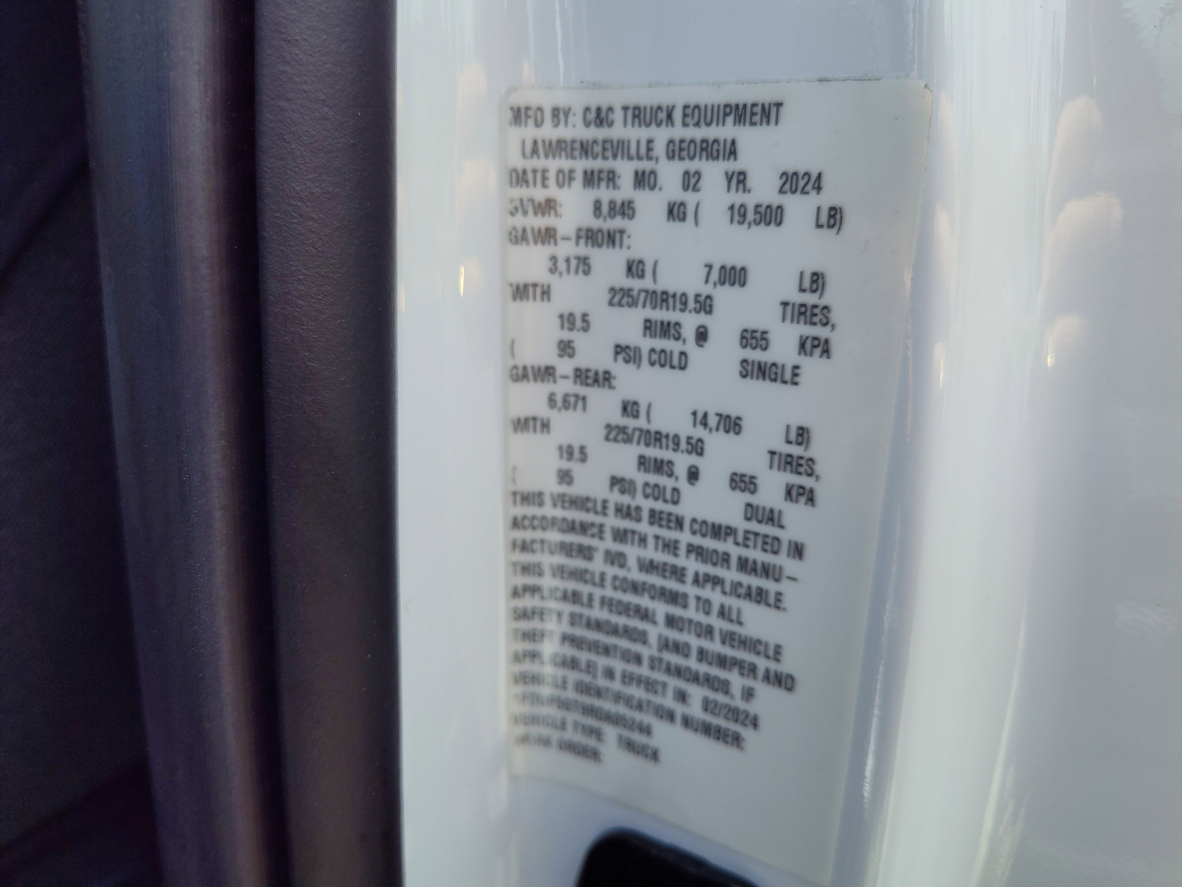 2024 Ford Super Duty F-550 DRW Rollback XLT