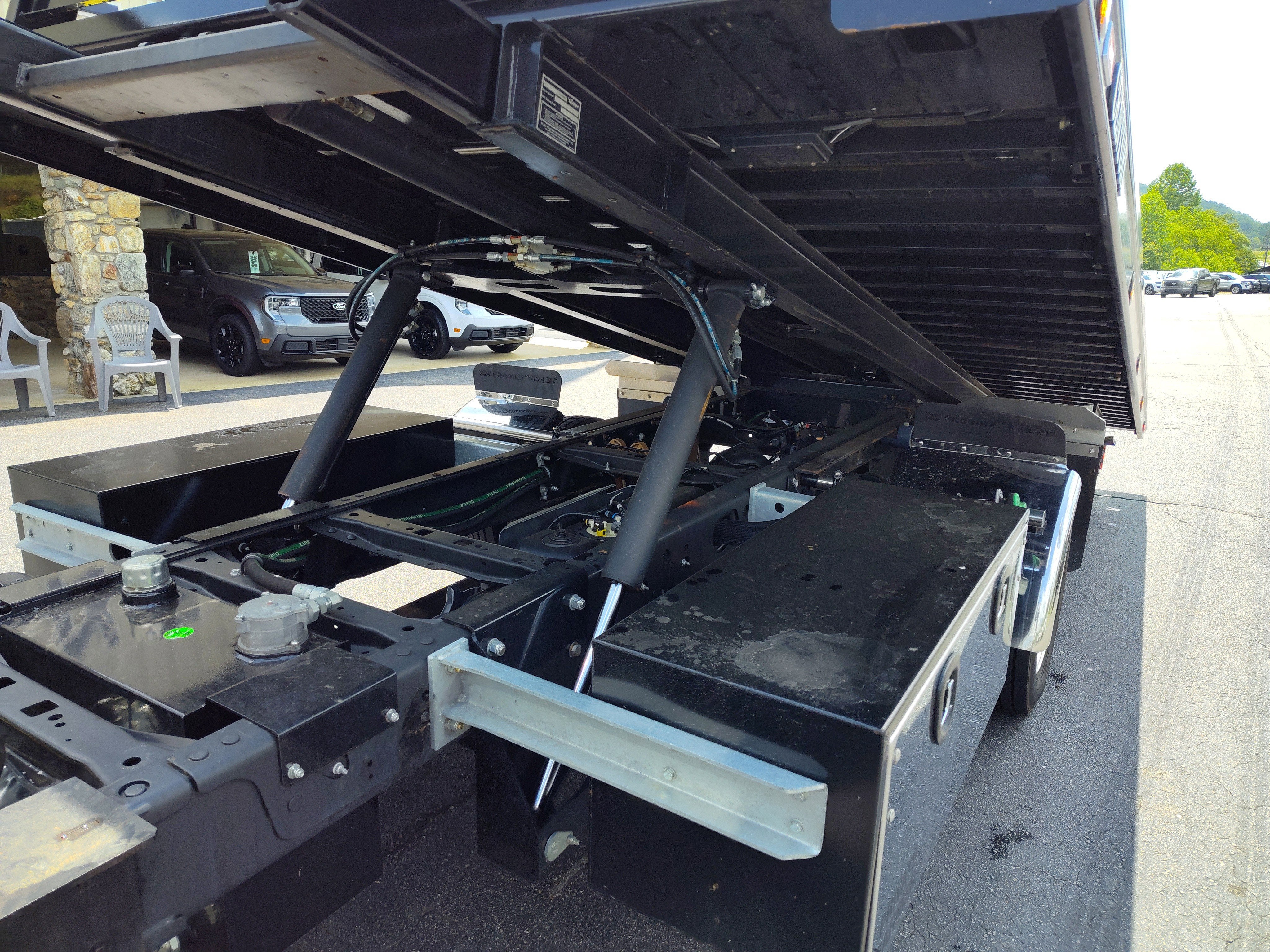 2024 Ford Super Duty F-550 DRW Rollback XLT