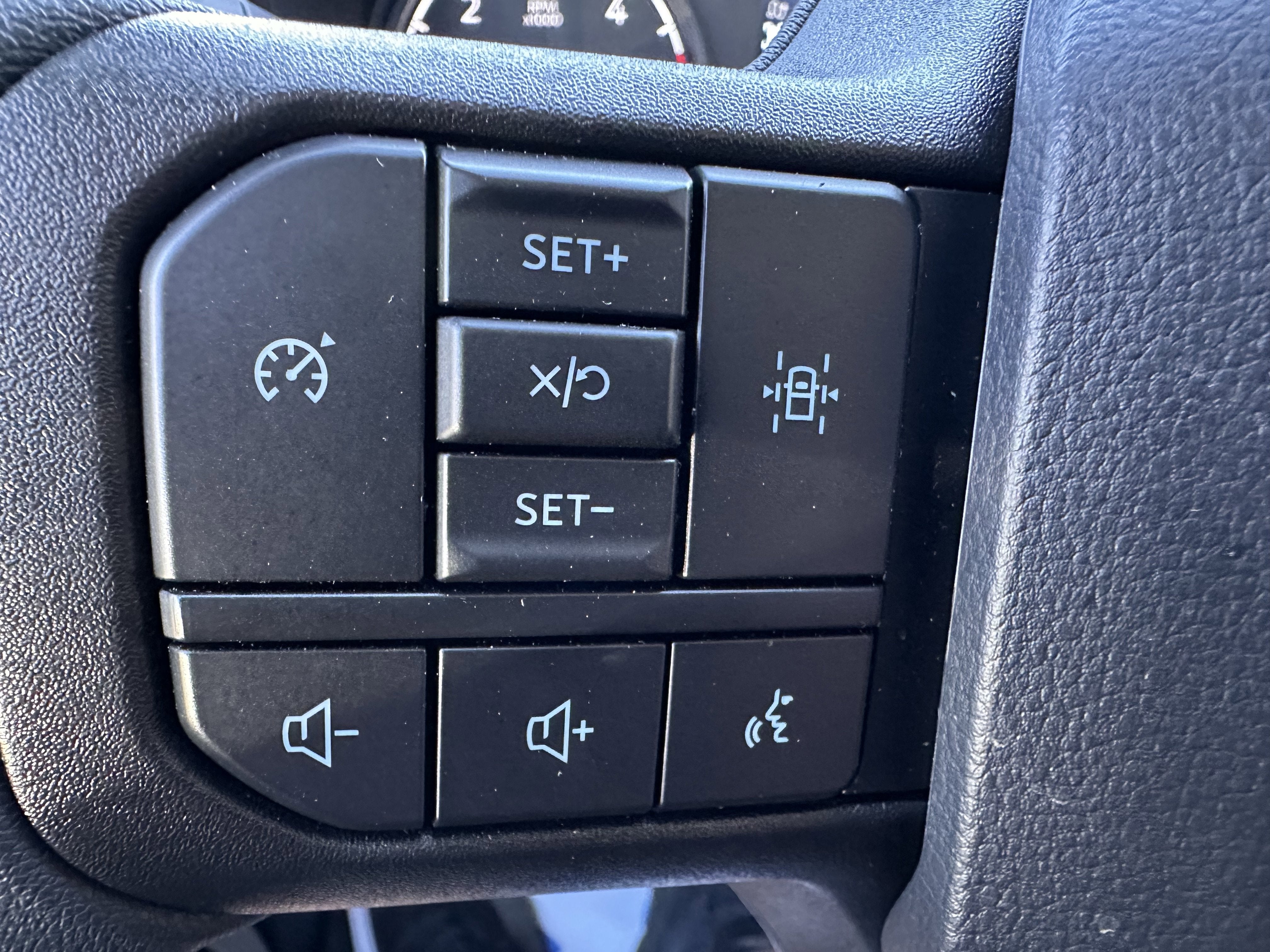 2025 Ford Super Duty F-550 XL