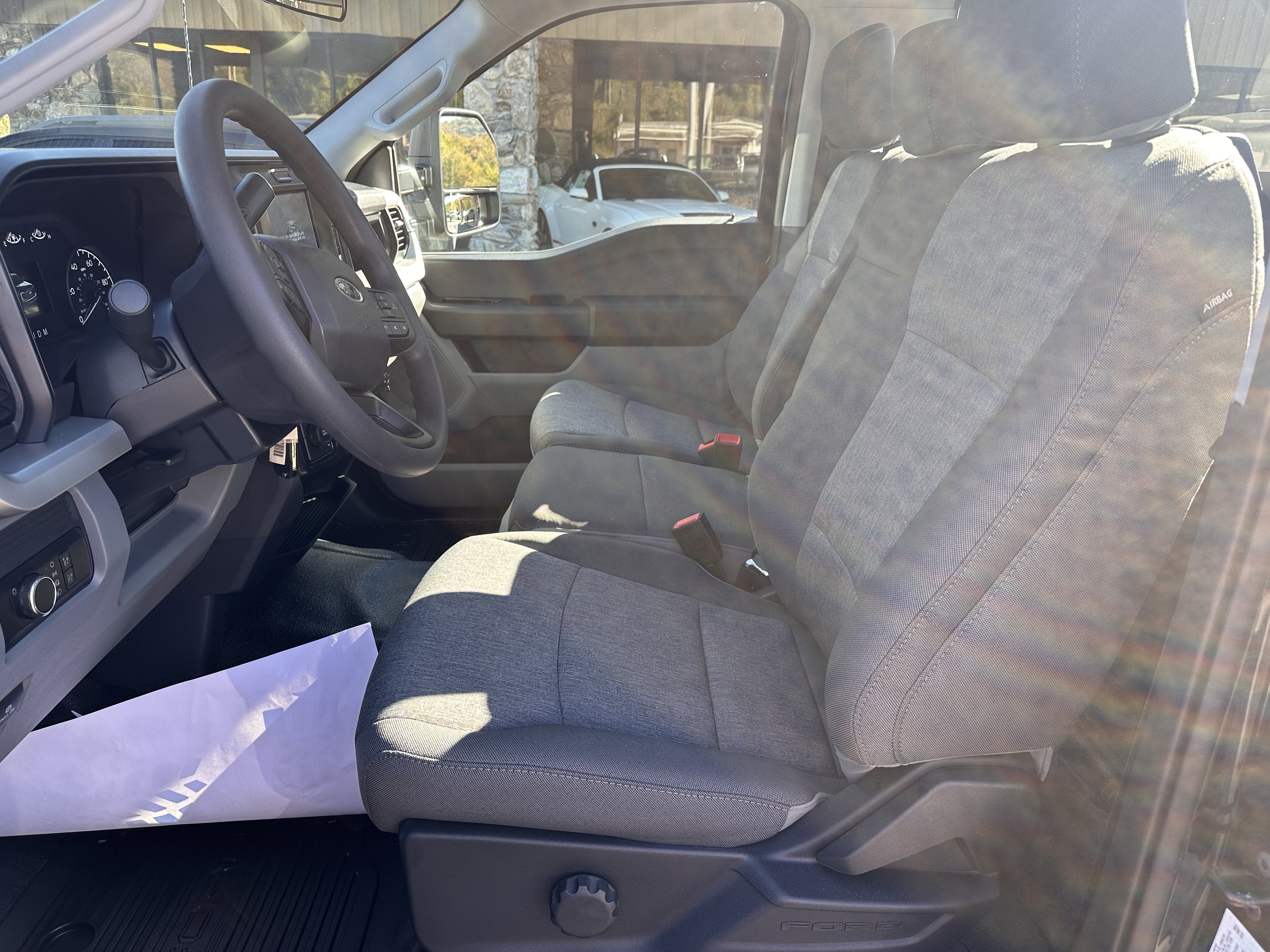 2025 Ford Super Duty F-550 XL