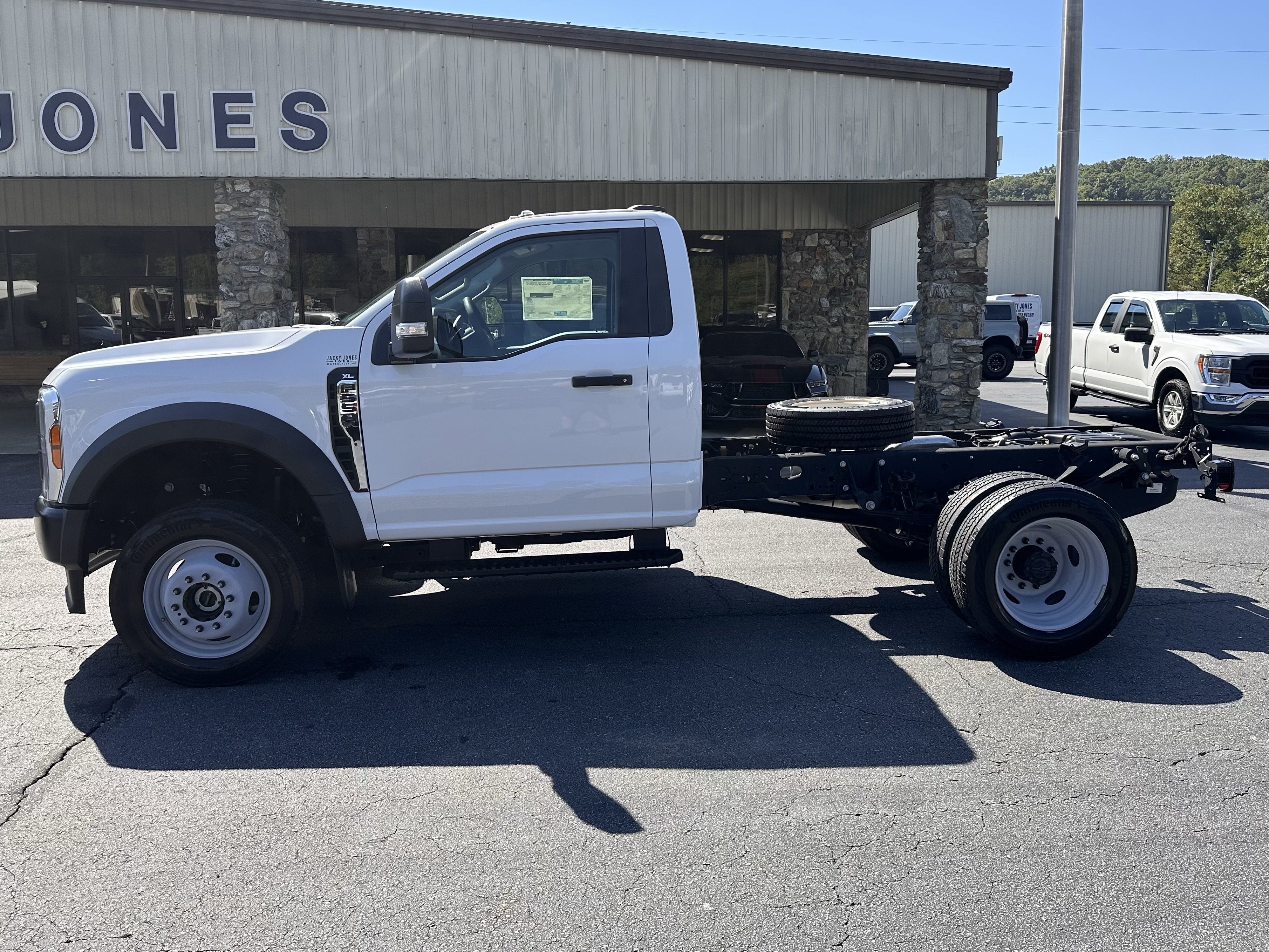 2026 Ford Super Duty F-550 XL