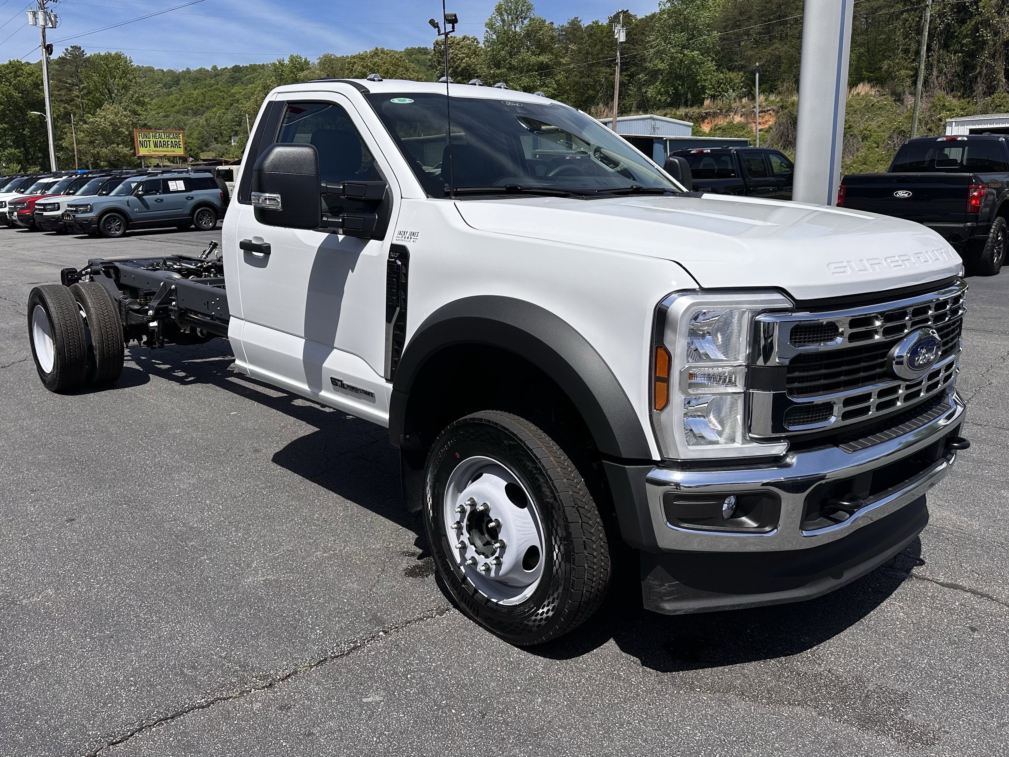 2026 Ford Super Duty F-550 XLT