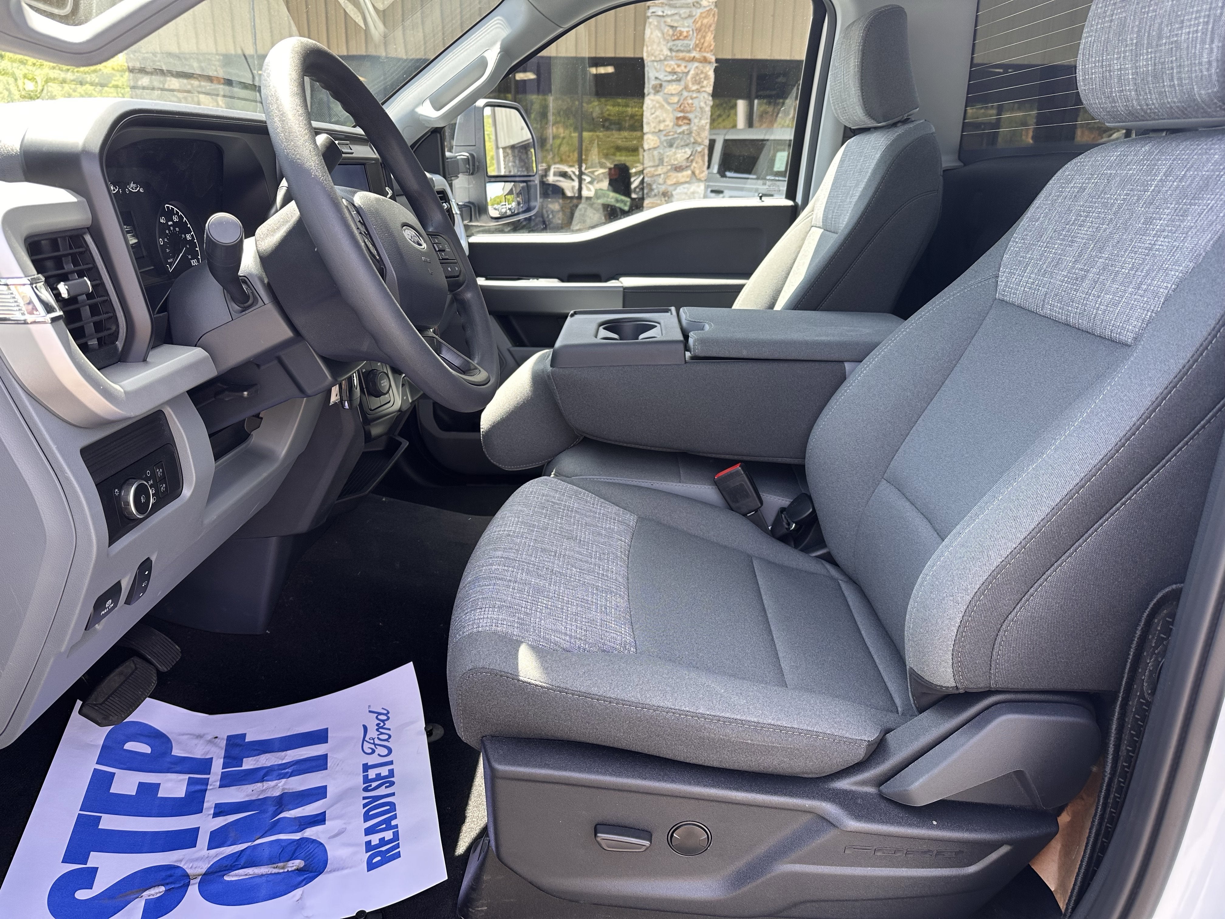2026 Ford Super Duty F-550 XLT