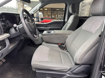 2023 Ford Super Duty F-550 XL