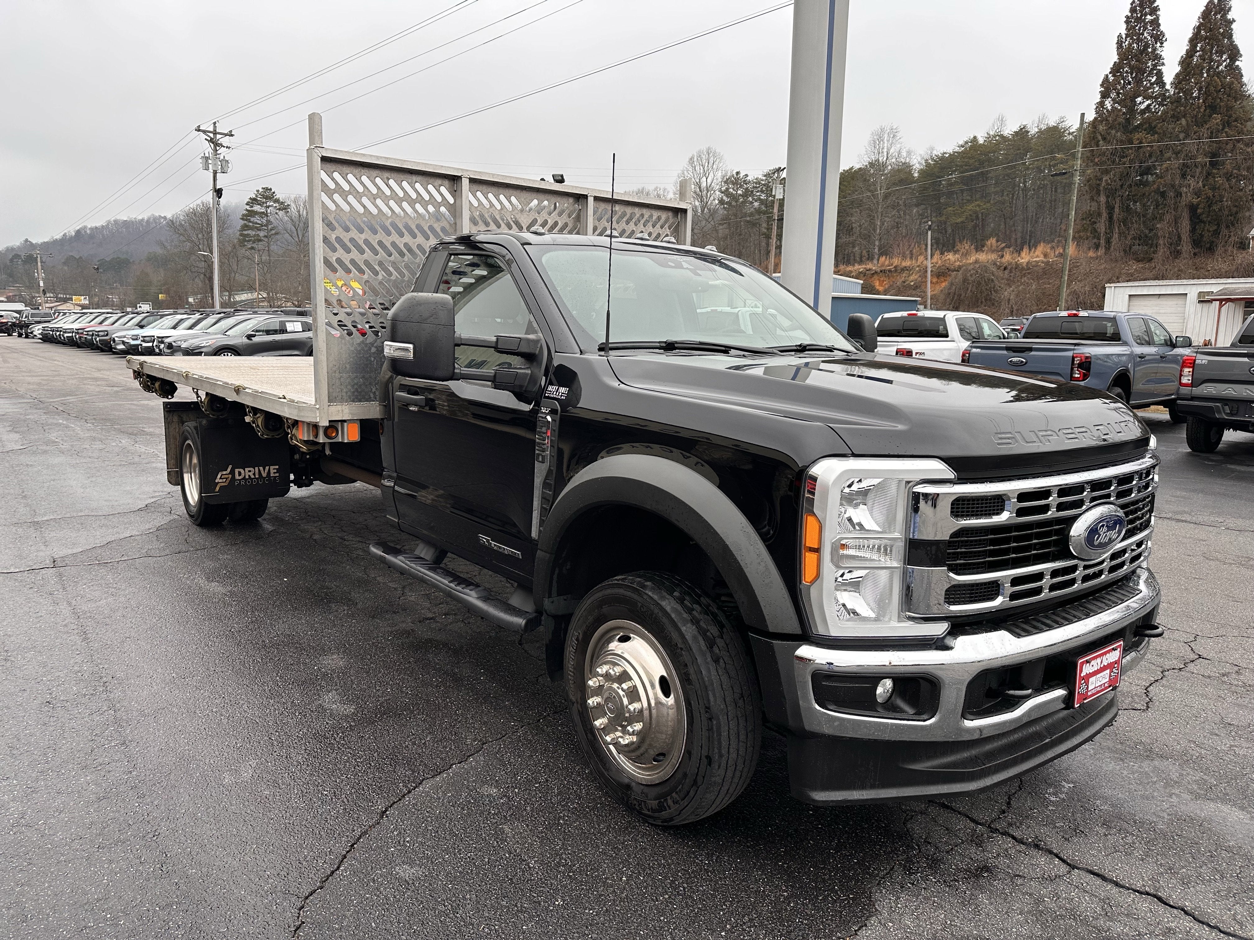 2023 Ford Super Duty F-550 XL