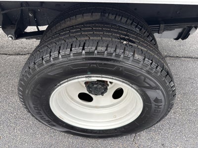 2025 Ford E-Series 10ft Box Van Base