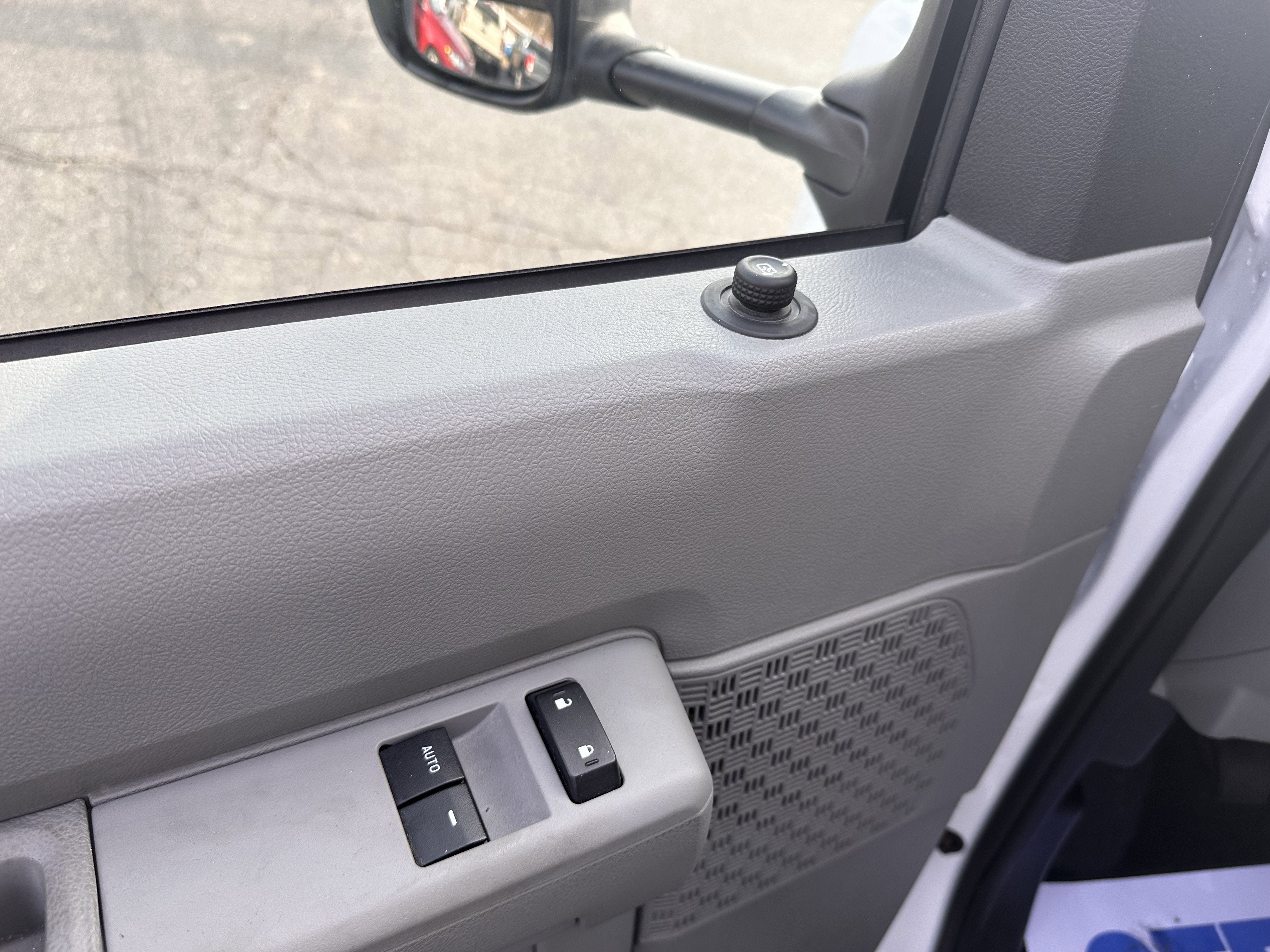 2025 Ford E-350 Box Van XL