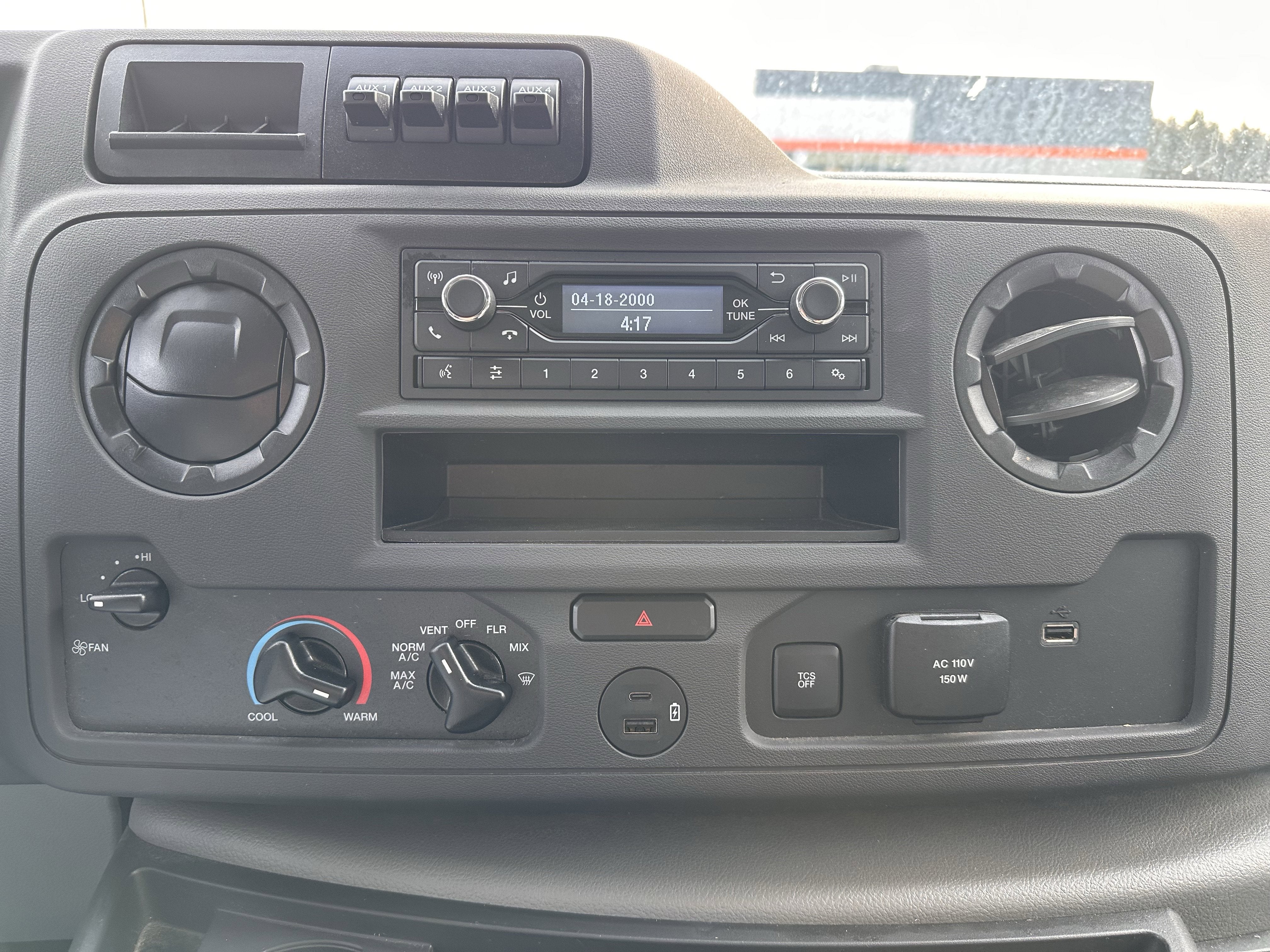 2025 Ford E-350 Box Van XL