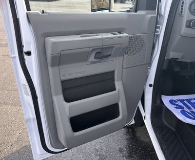 2025 Ford E-350 Box Van XL