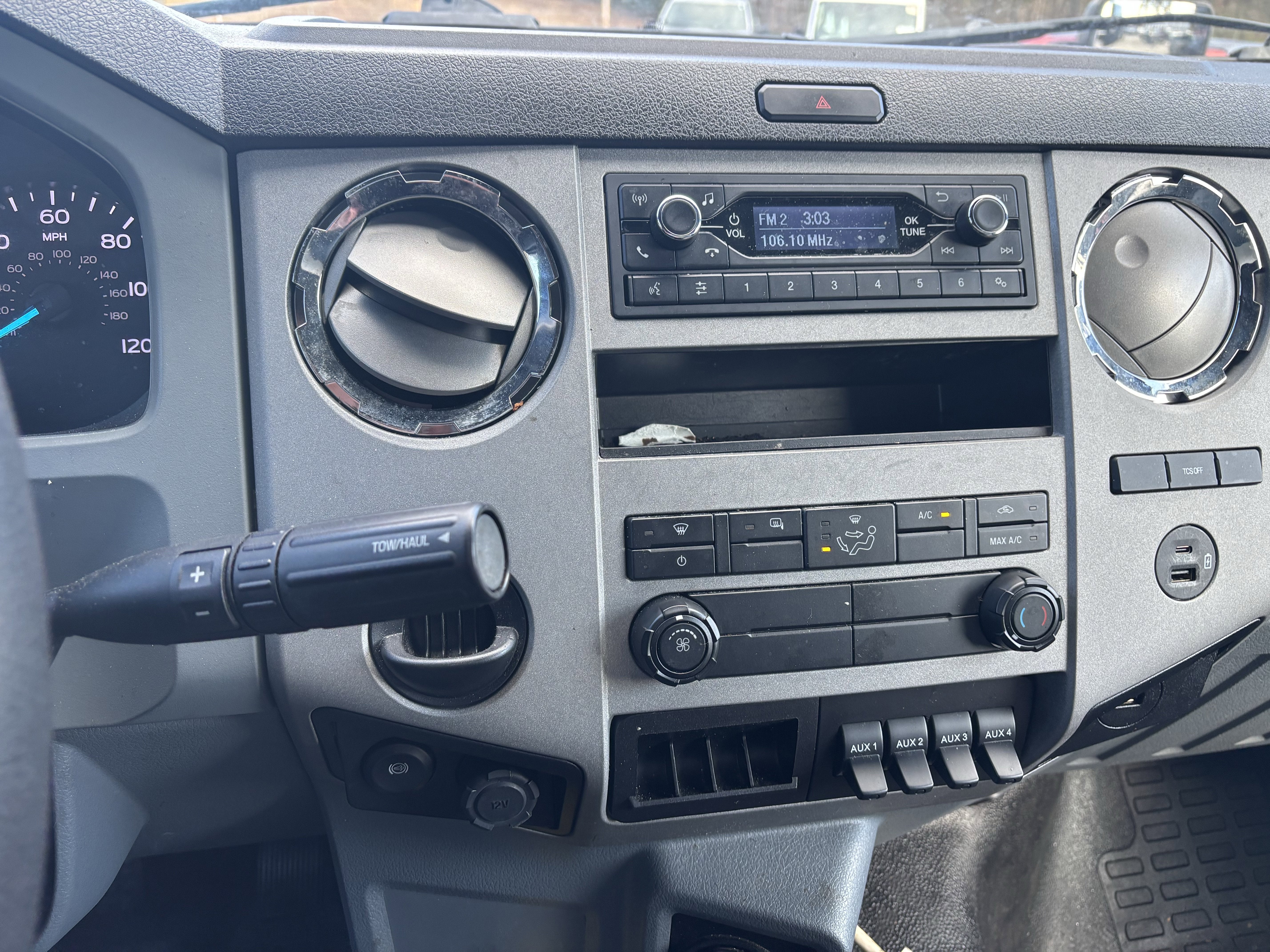 2021 Ford Super Duty F-750 XL Reefer Box Truck