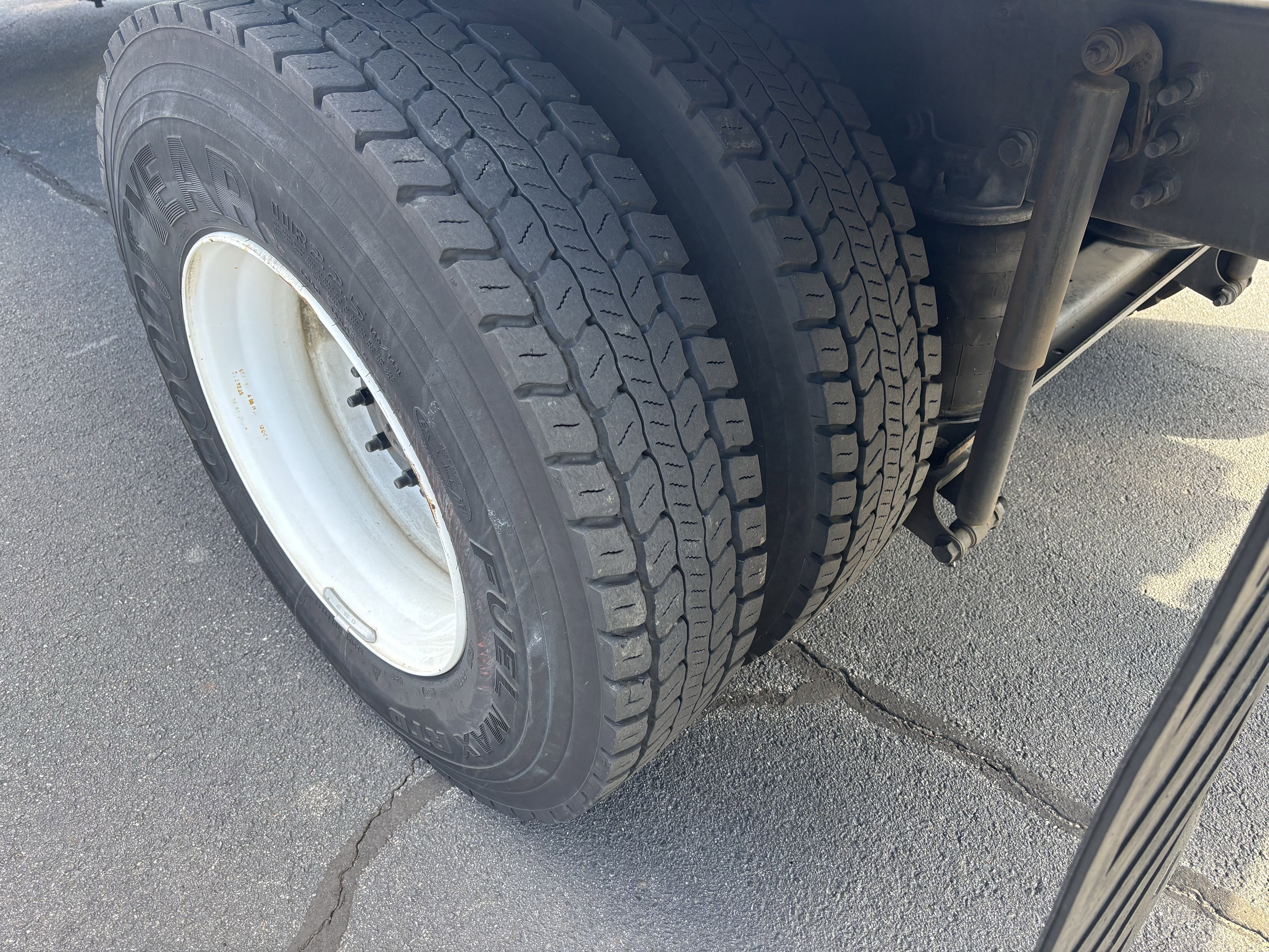 2021 Ford Super Duty F-750 XL Reefer Box Truck