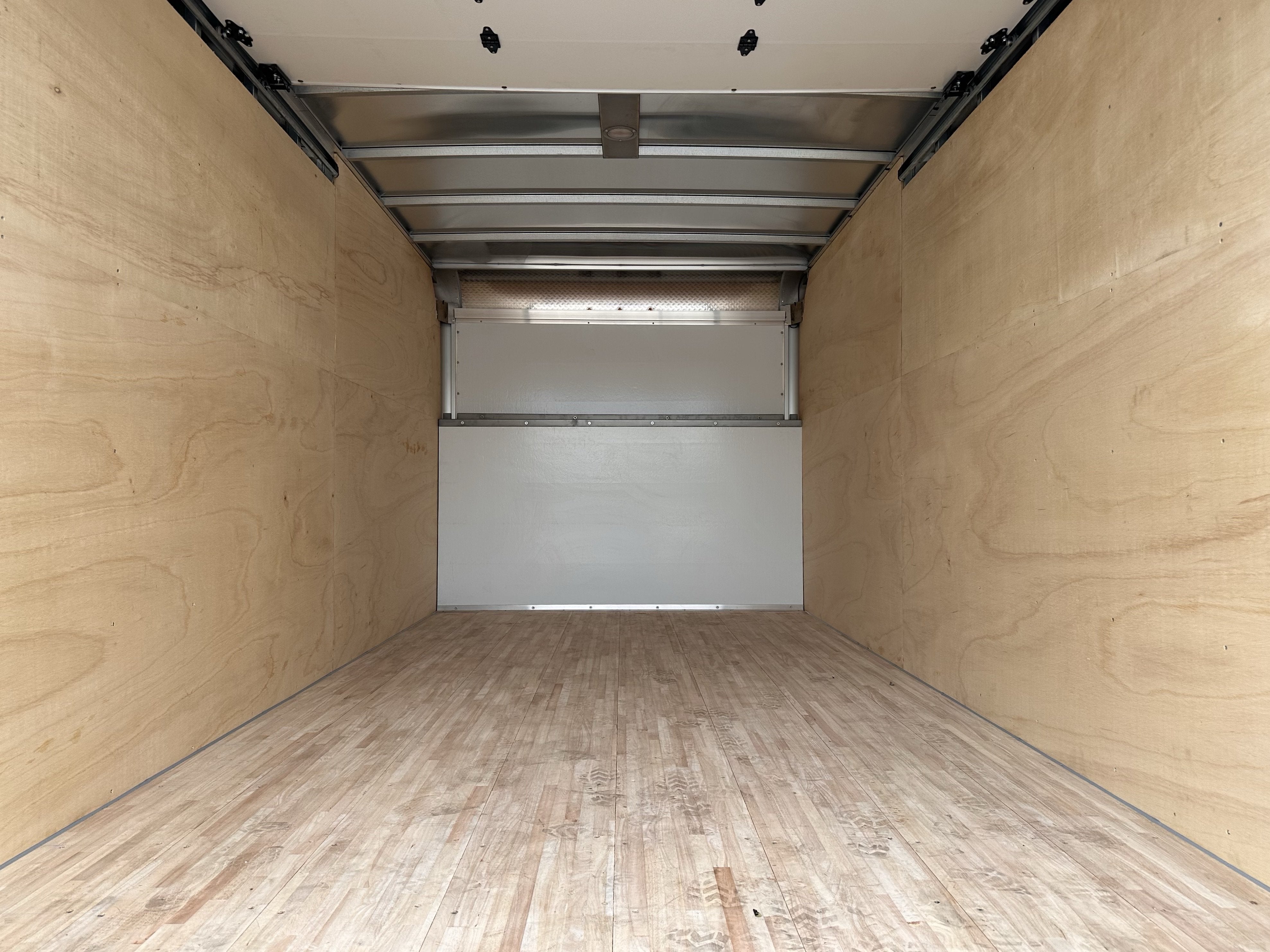 2026 Ford E-450 XL 16ft Box Van W/Liftgate