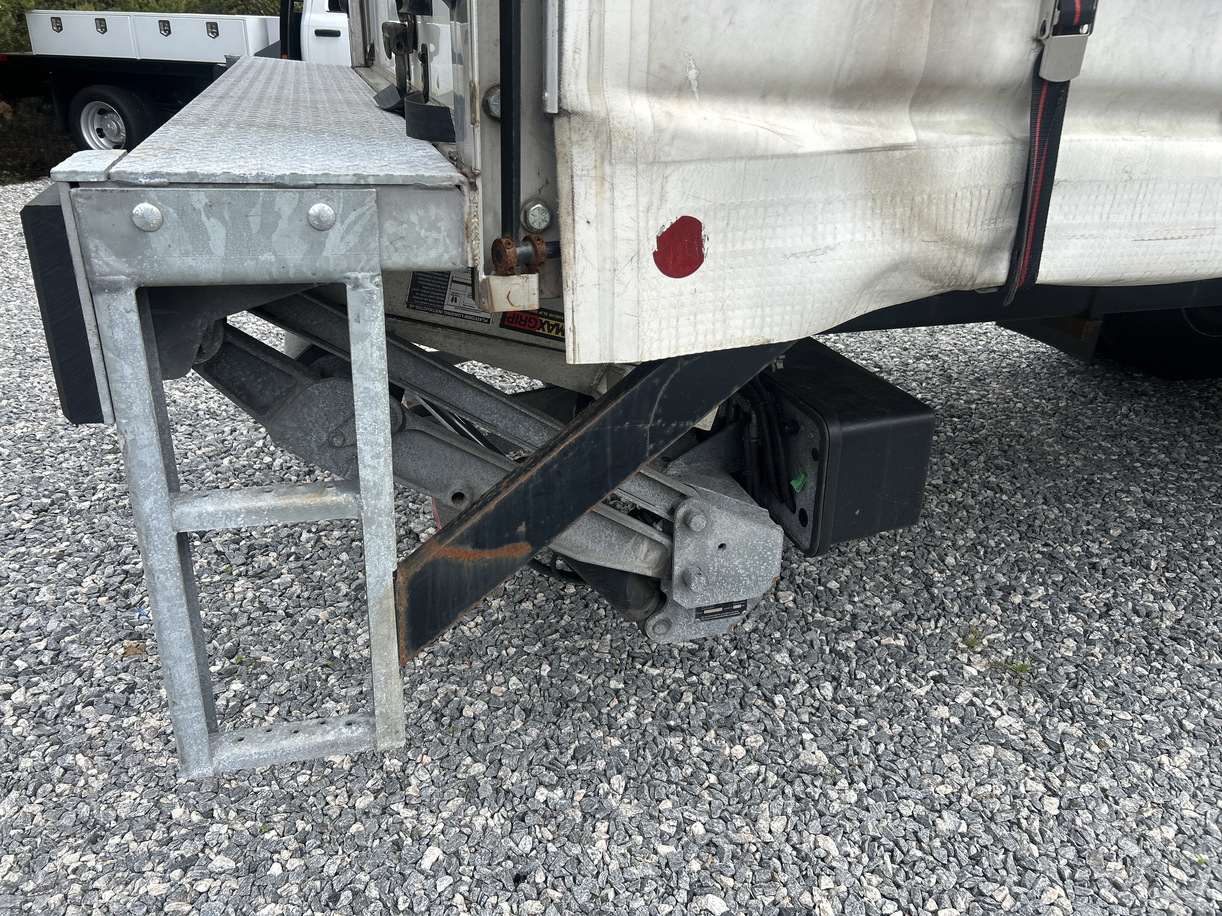 2024 Ford Super Duty F-750 XL 26ft Side-Load Box Truck