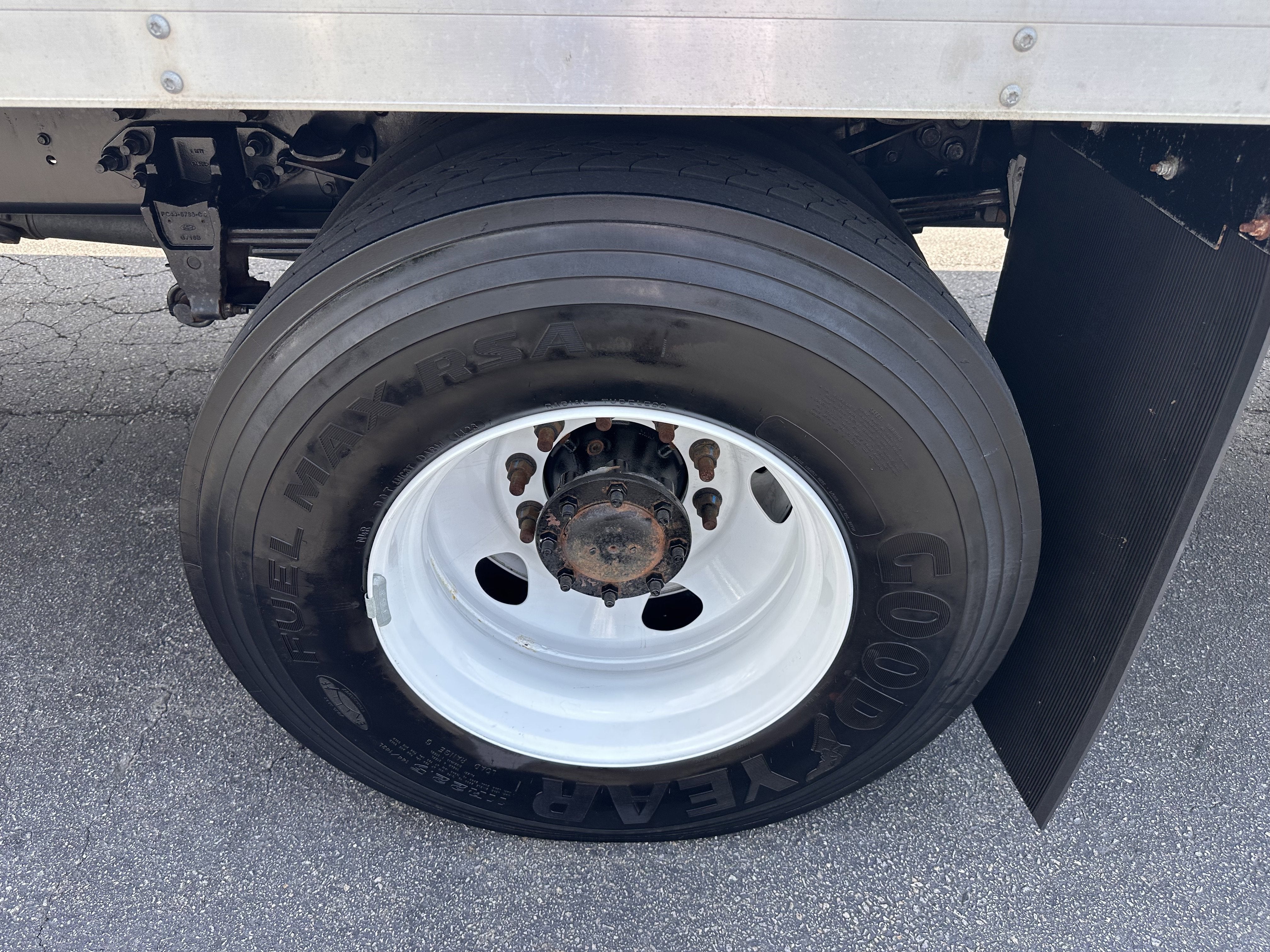 2024 Ford Super Duty F-750 XL 26ft Side-Load Box Truck