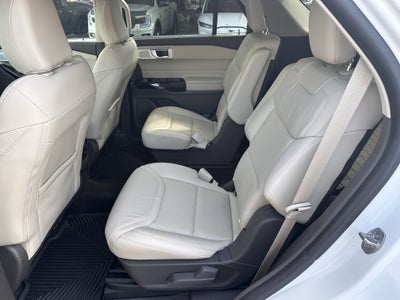 2022 Ford Explorer Platinum