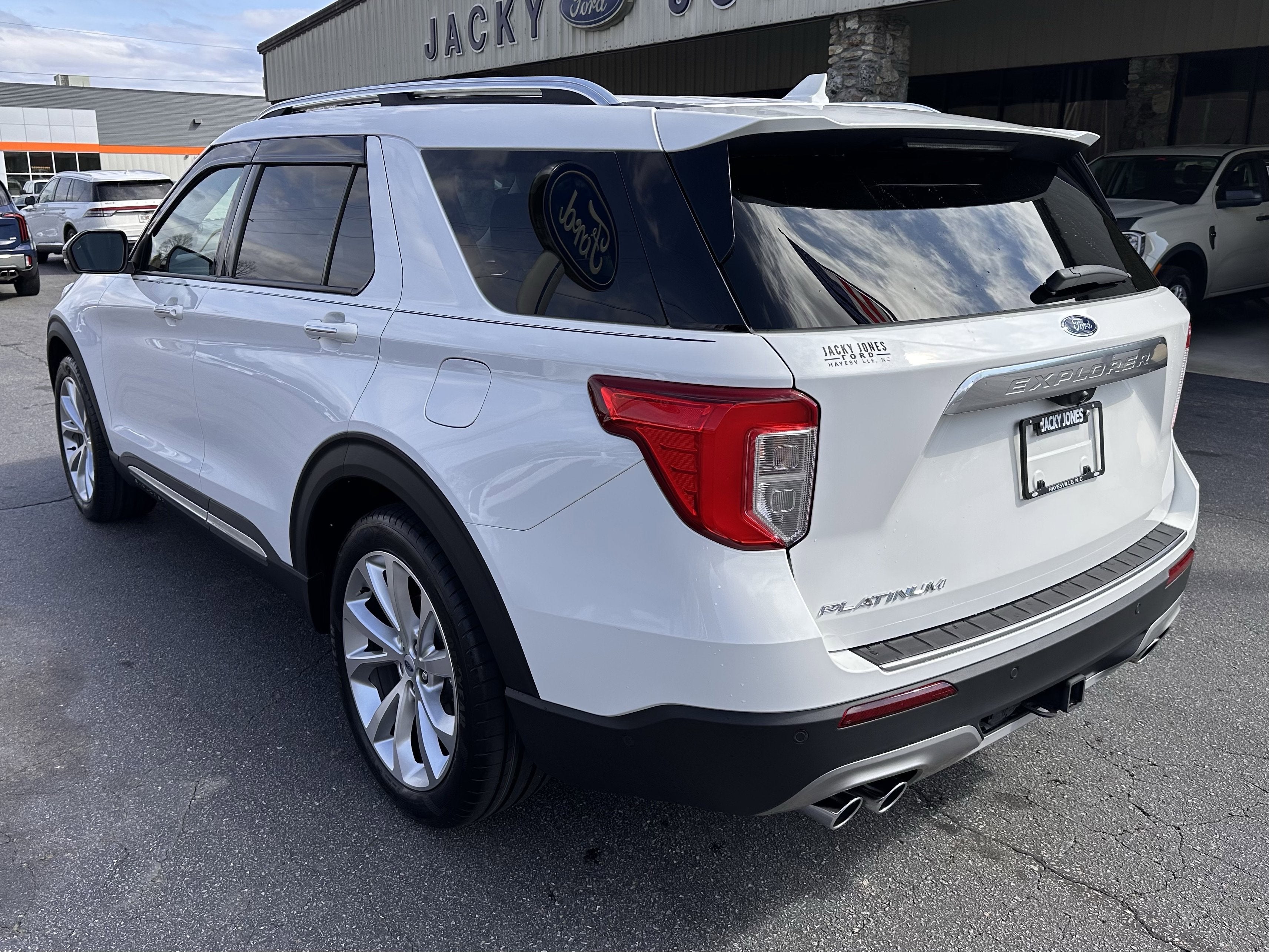 2022 Ford Explorer Platinum