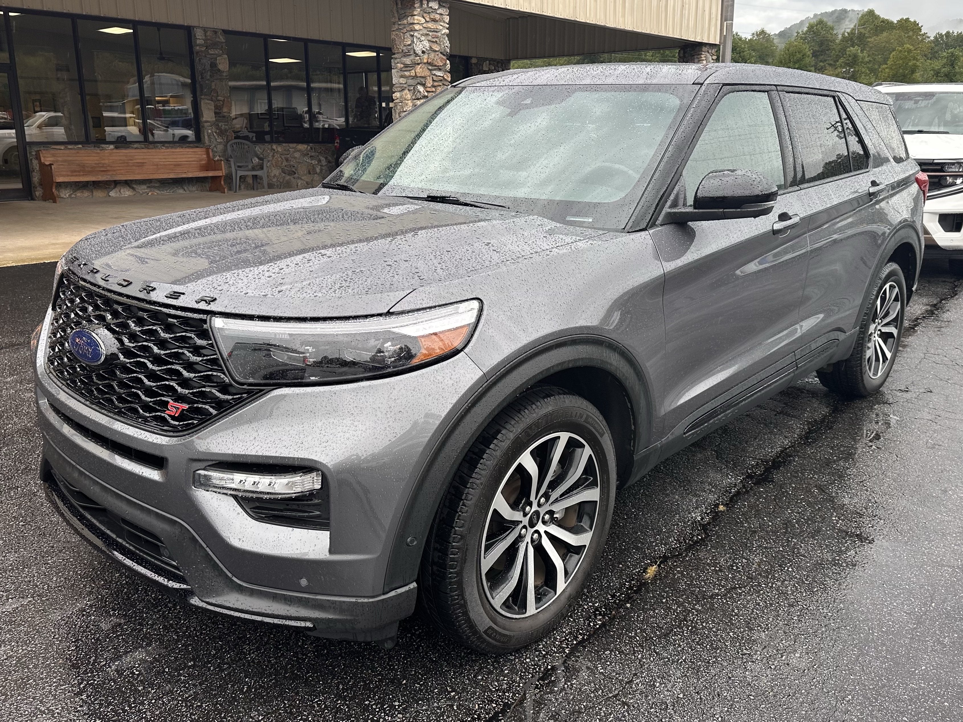 2021 Ford Explorer ST
