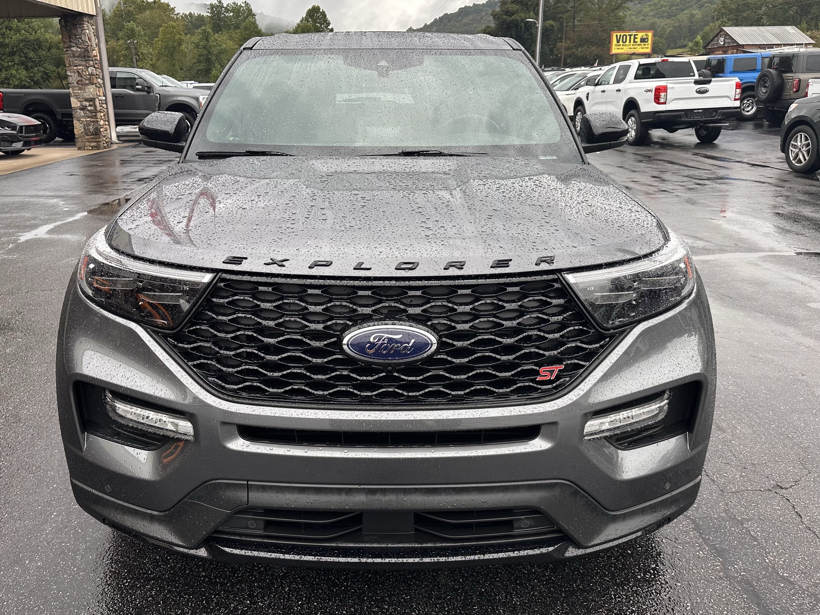 2021 Ford Explorer ST
