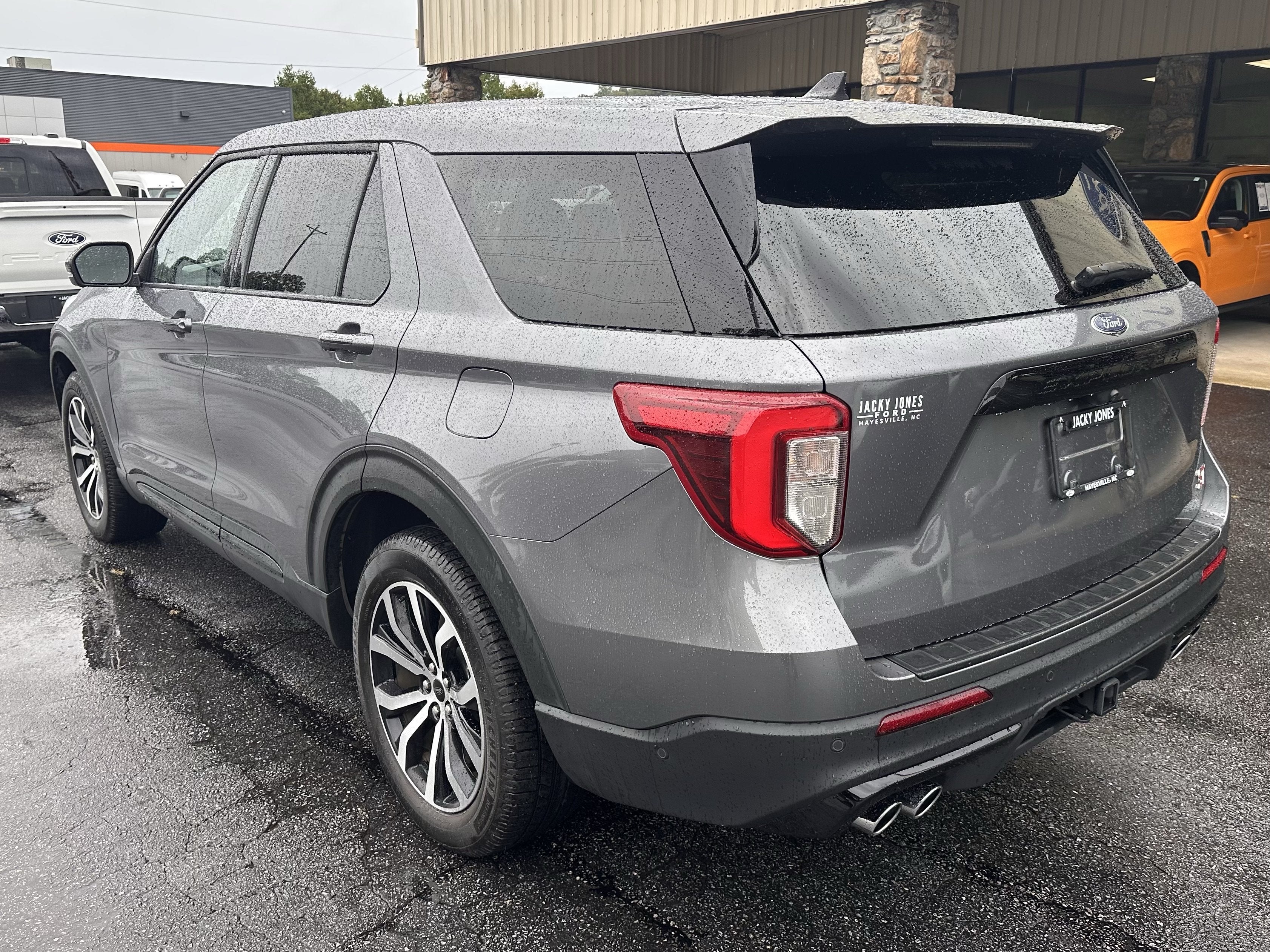 2021 Ford Explorer ST